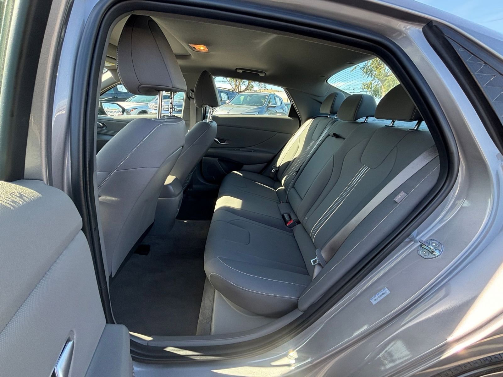 Thumbnail: 2025 Hyundai Elantra - 28