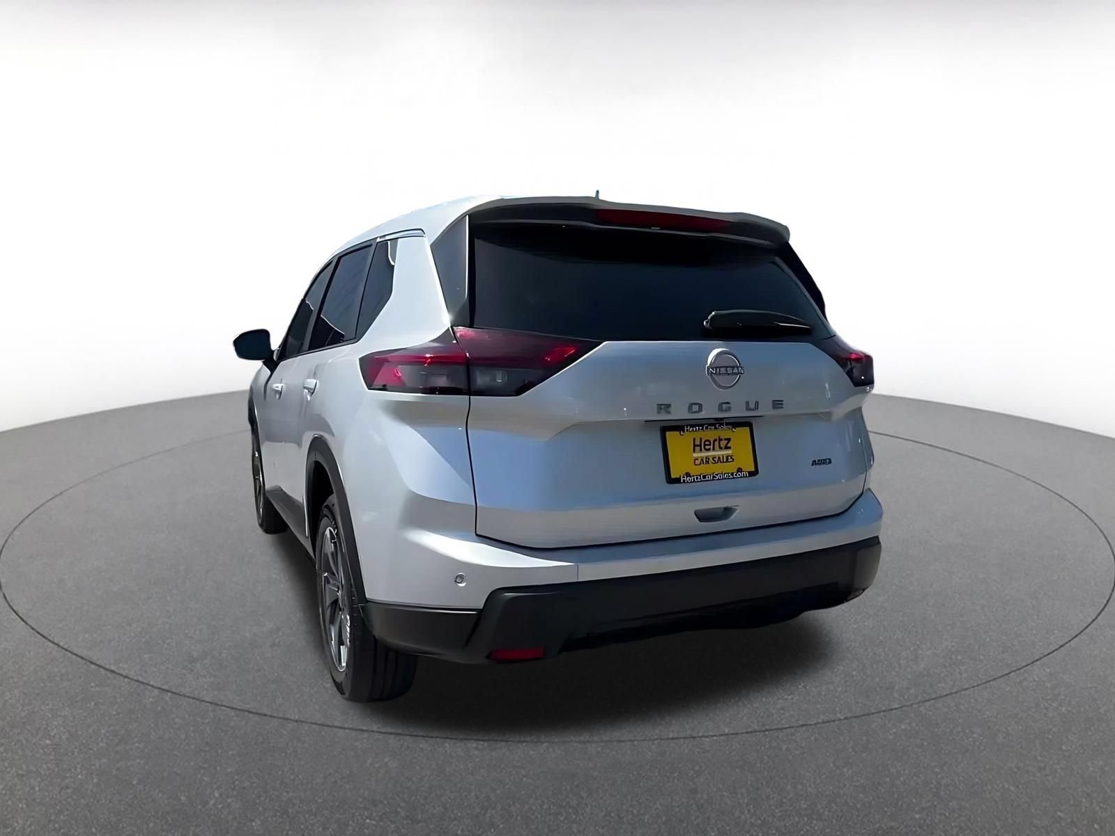 Thumbnail: 2025 Nissan Rogue - 10