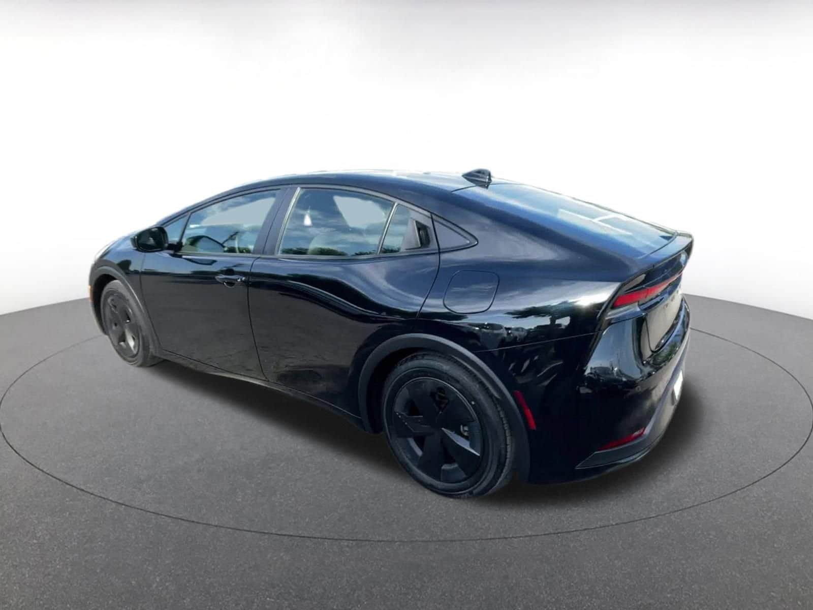 Thumbnail: 2025 Toyota Prius - 10