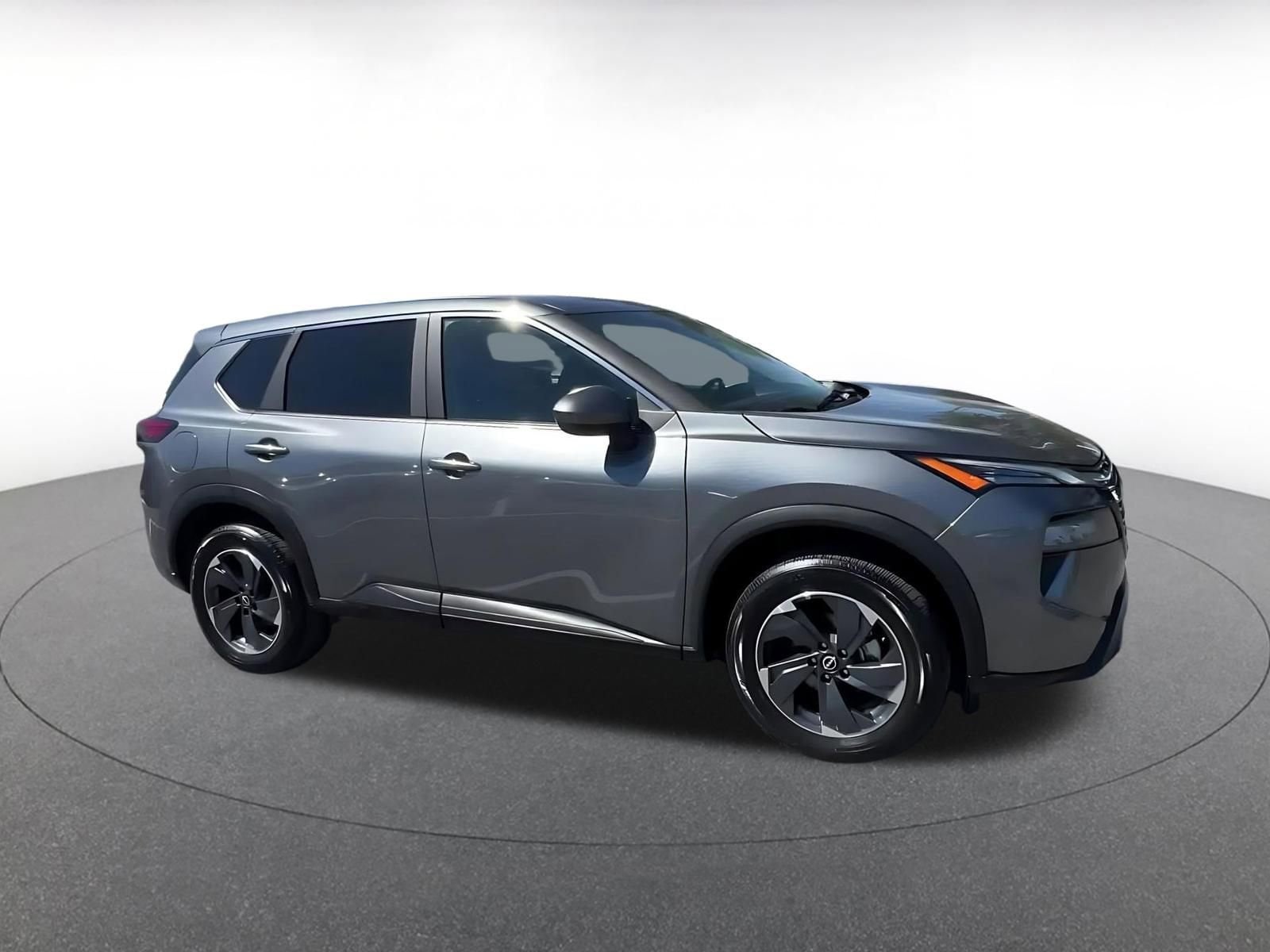 Thumbnail: 2025 Nissan Rogue - 2