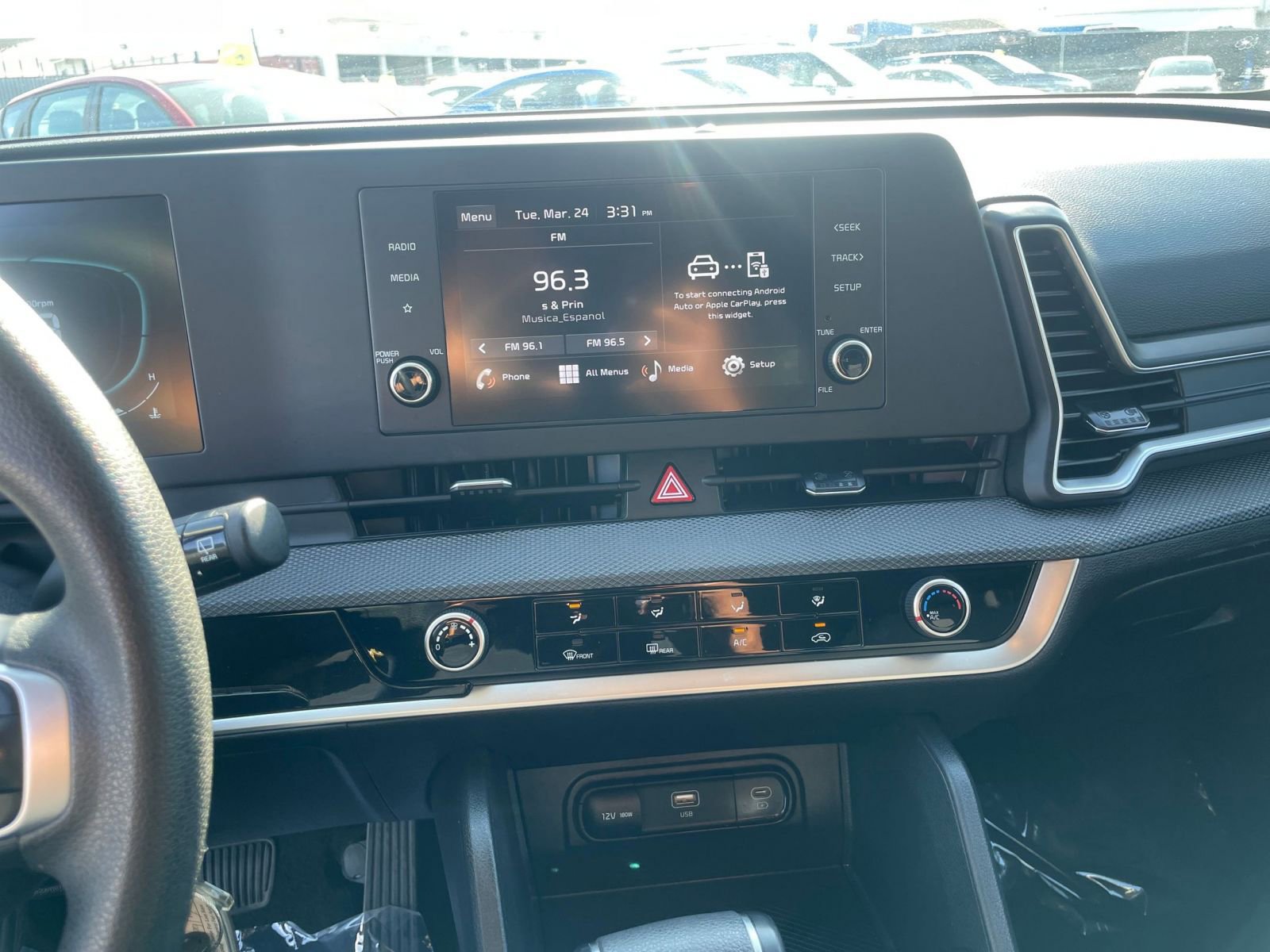 Thumbnail: 2025 Kia Sportage - 17