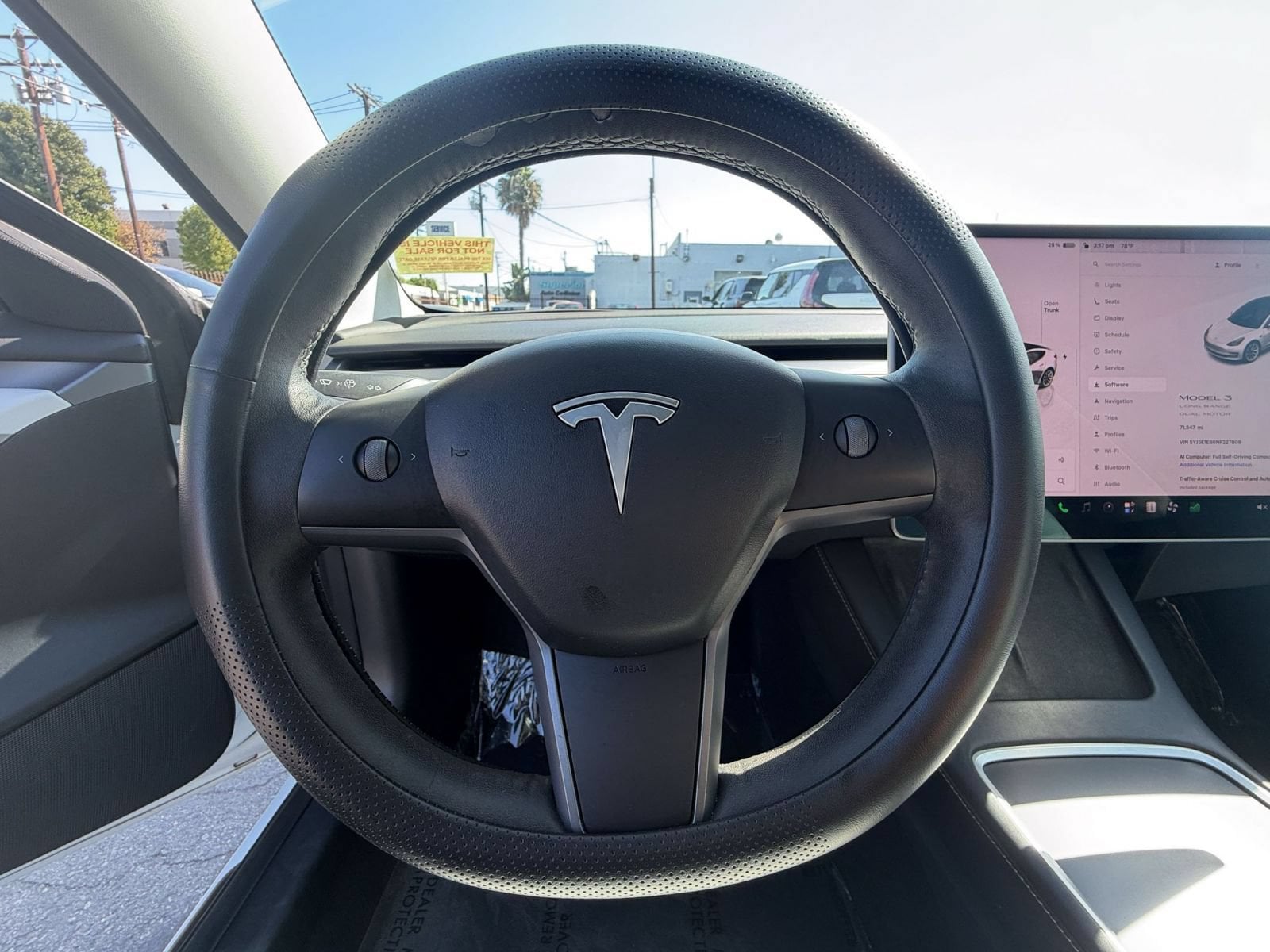 Thumbnail: 2022 Tesla Model 3 - 15