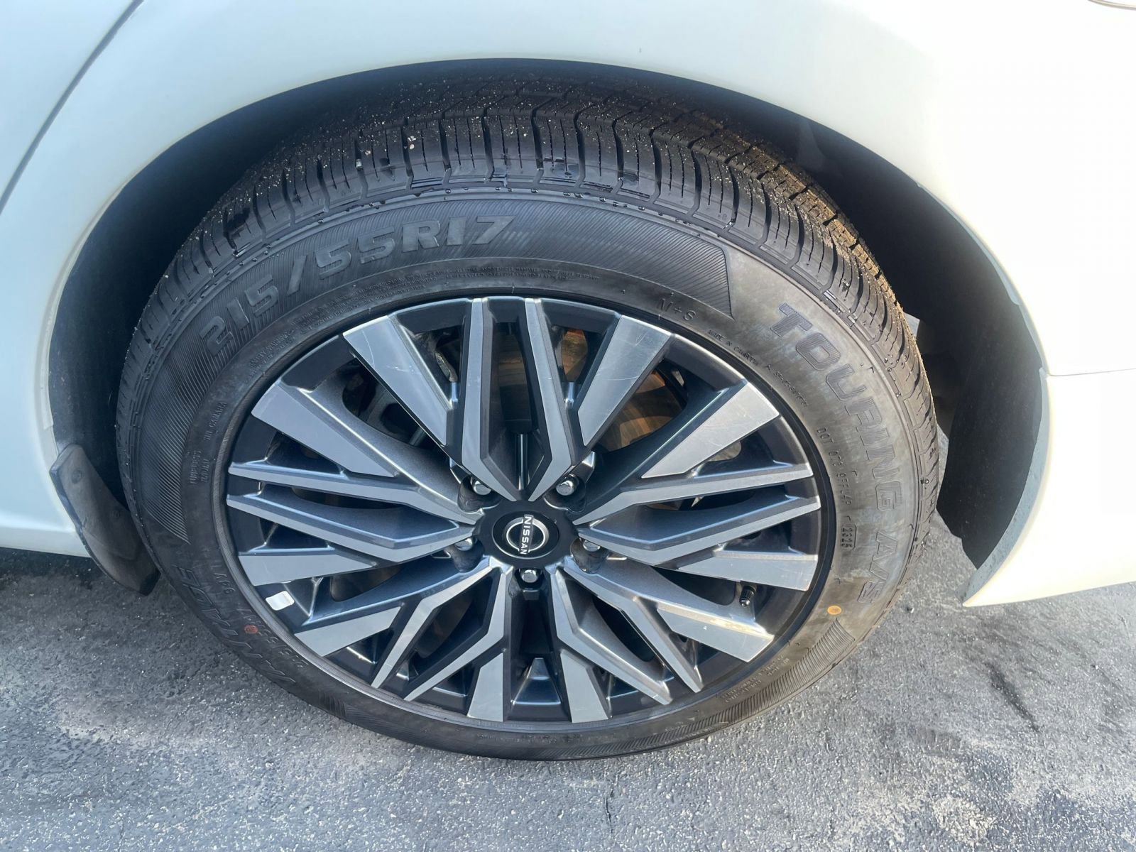 Thumbnail: 2025 Nissan Altima - 30