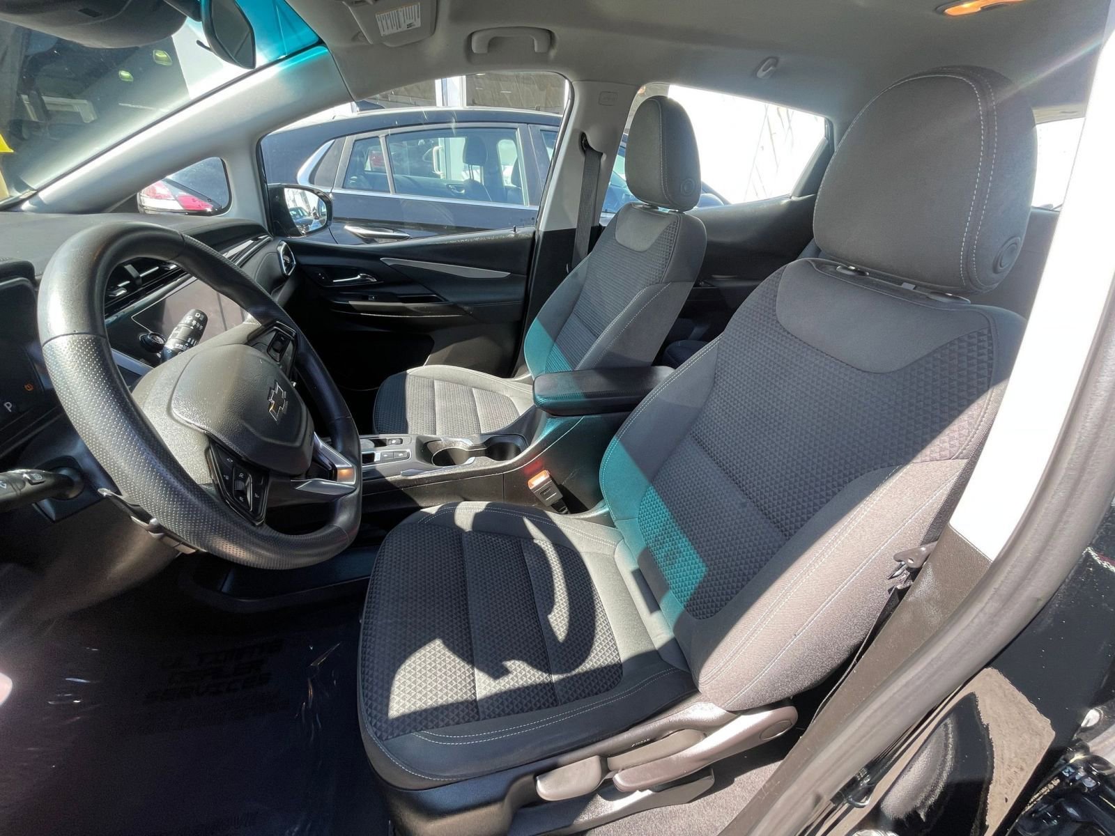Thumbnail: 2023 Chevrolet Bolt EV - 31