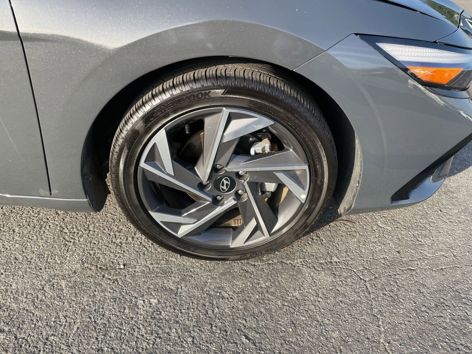 Thumbnail: 2025 Hyundai Elantra - 30