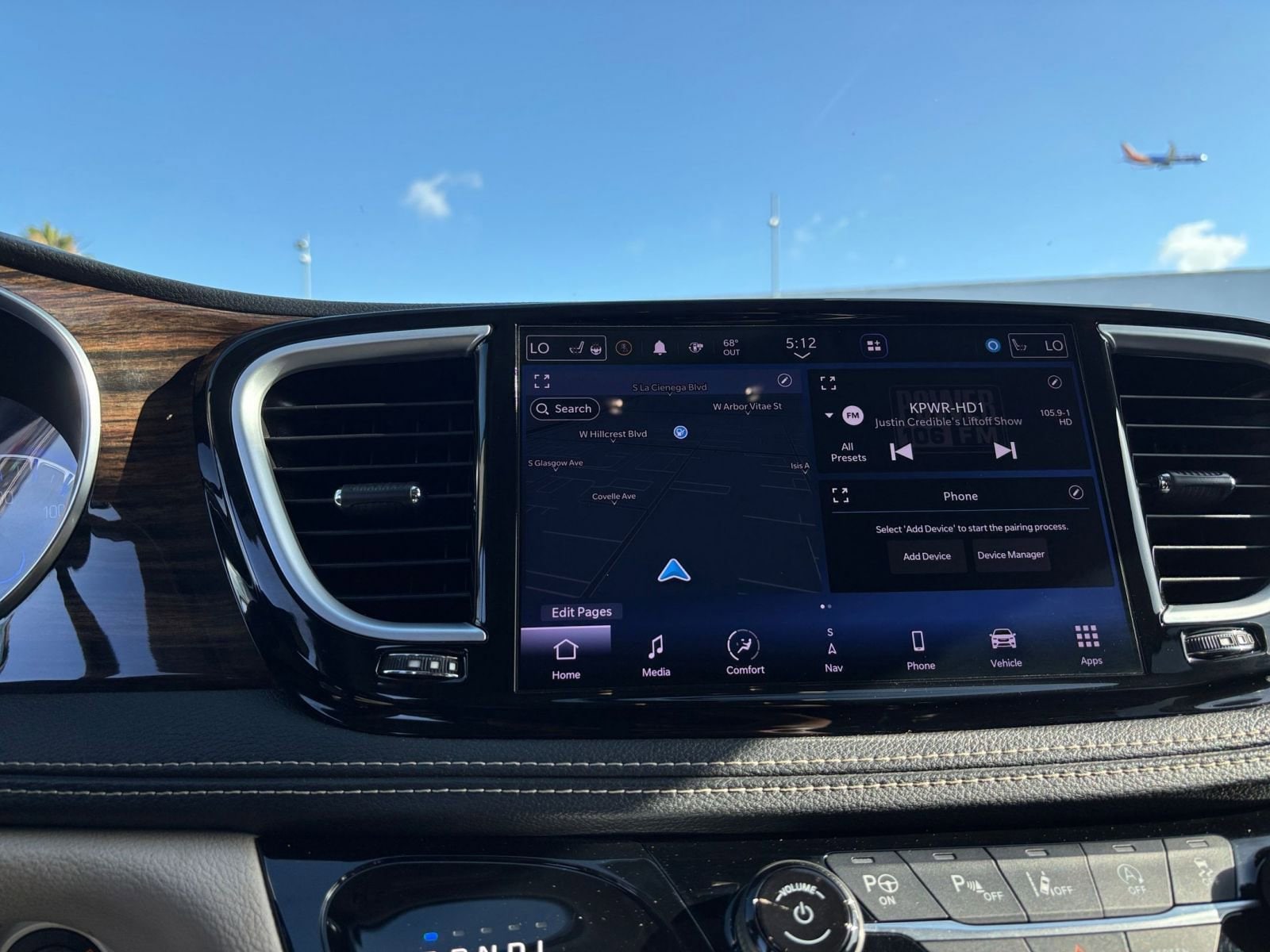 Thumbnail: 2022 Chrysler Pacifica - 20