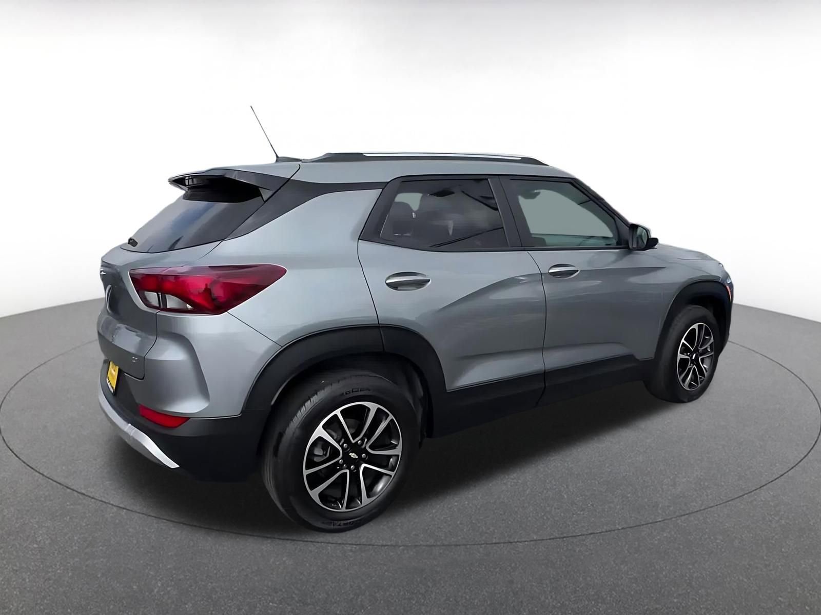 Thumbnail: 2025 Chevrolet TrailBlazer - 14