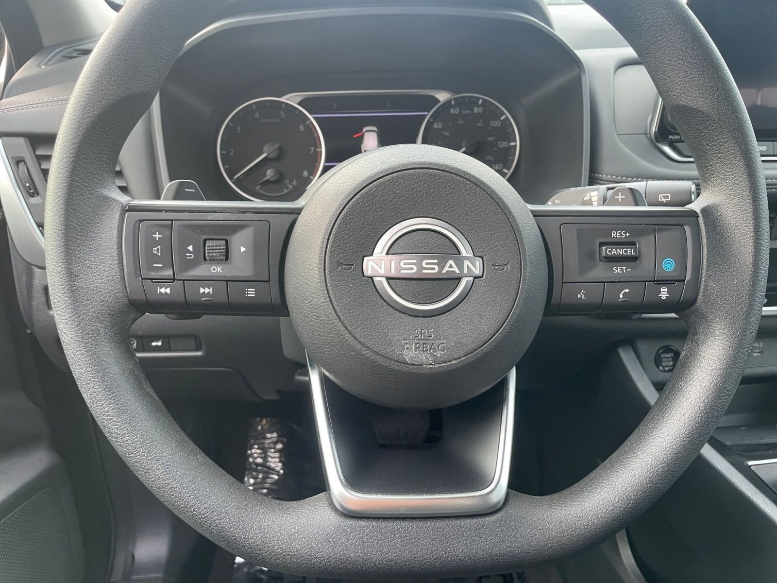 2024 Nissan Rogue SV 28