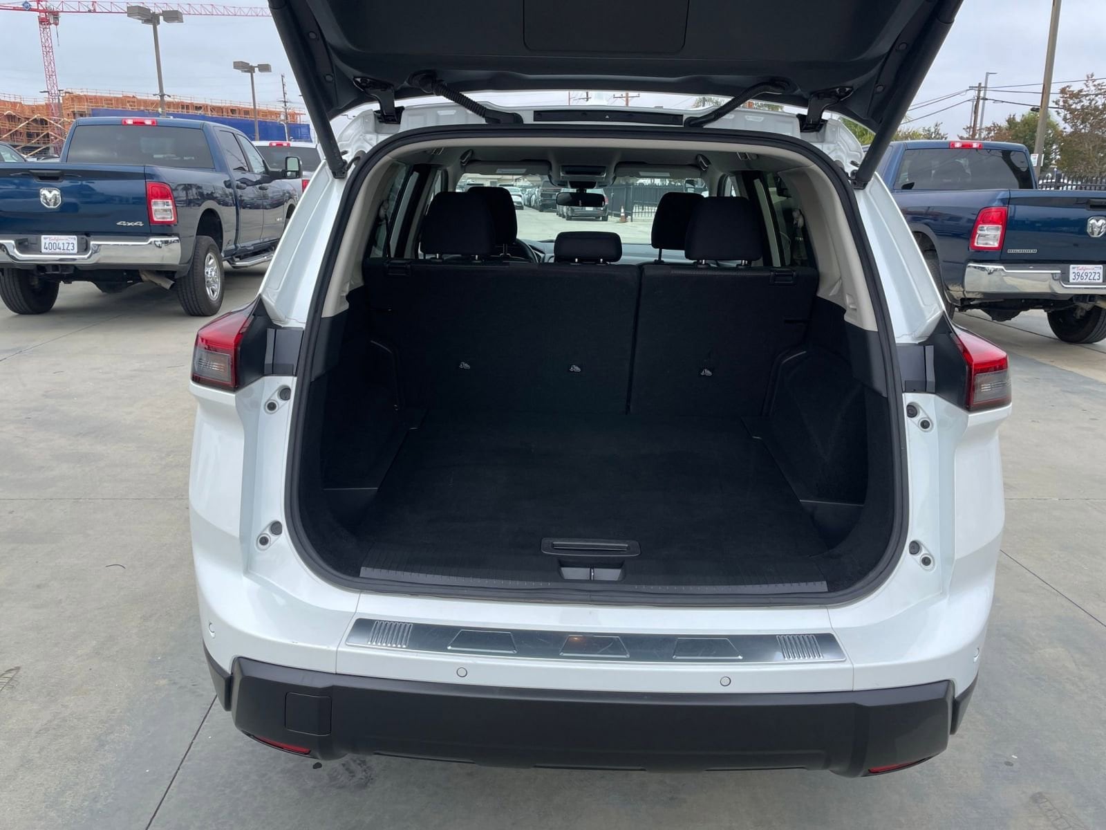 2024 Nissan Rogue SV 31