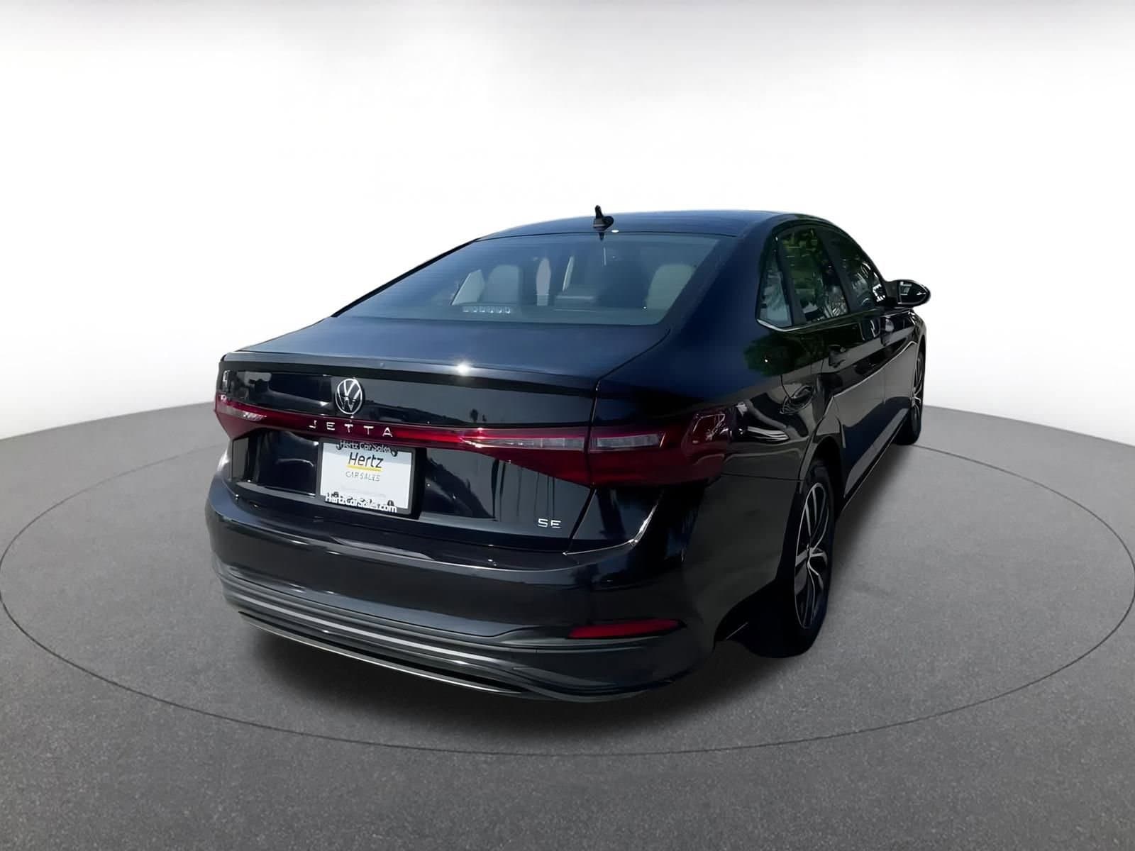 Thumbnail: 2025 Volkswagen Jetta - 14