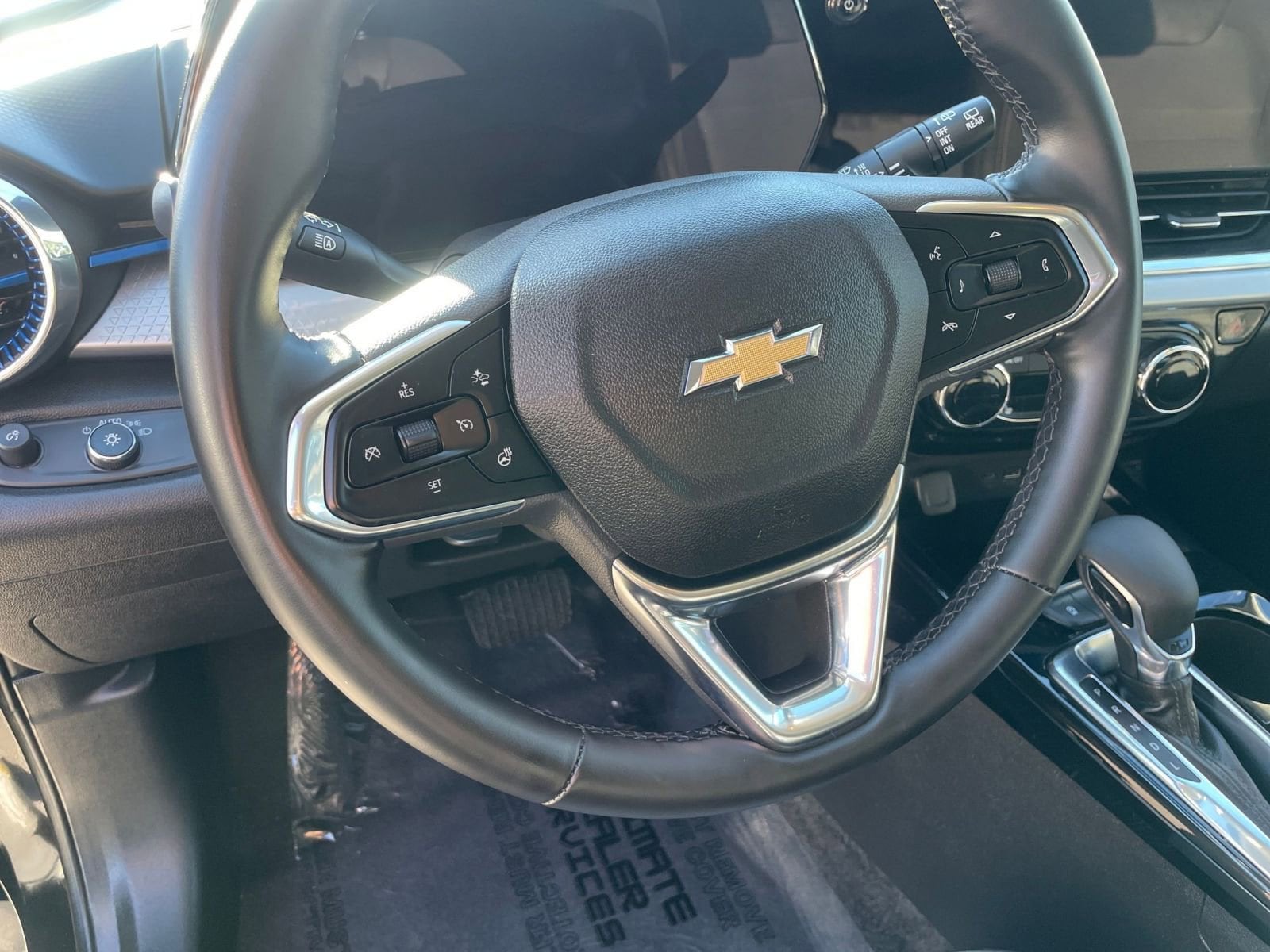 Thumbnail: 2025 Chevrolet Trax - 28