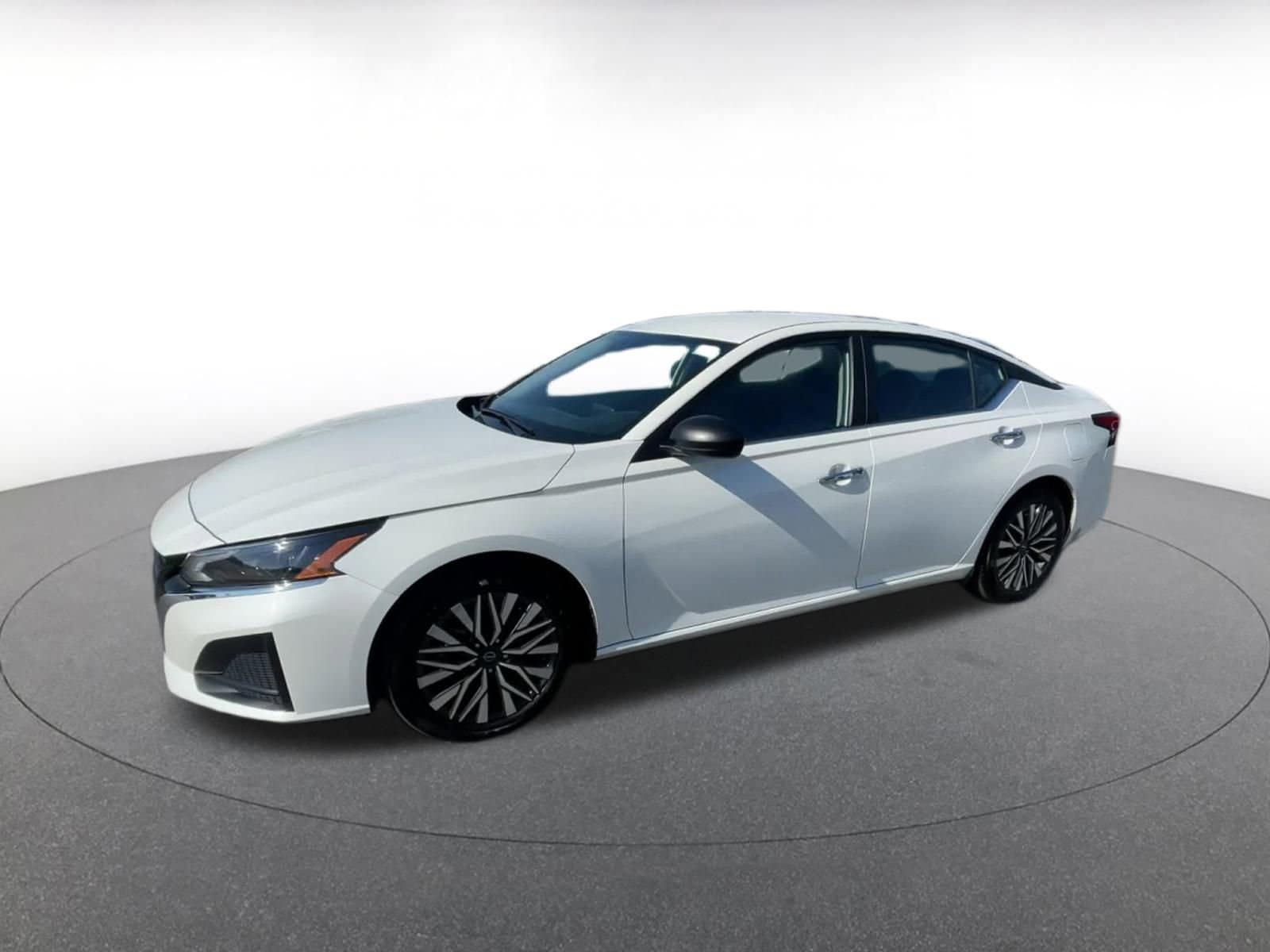 Thumbnail: 2024 Nissan Altima - 8