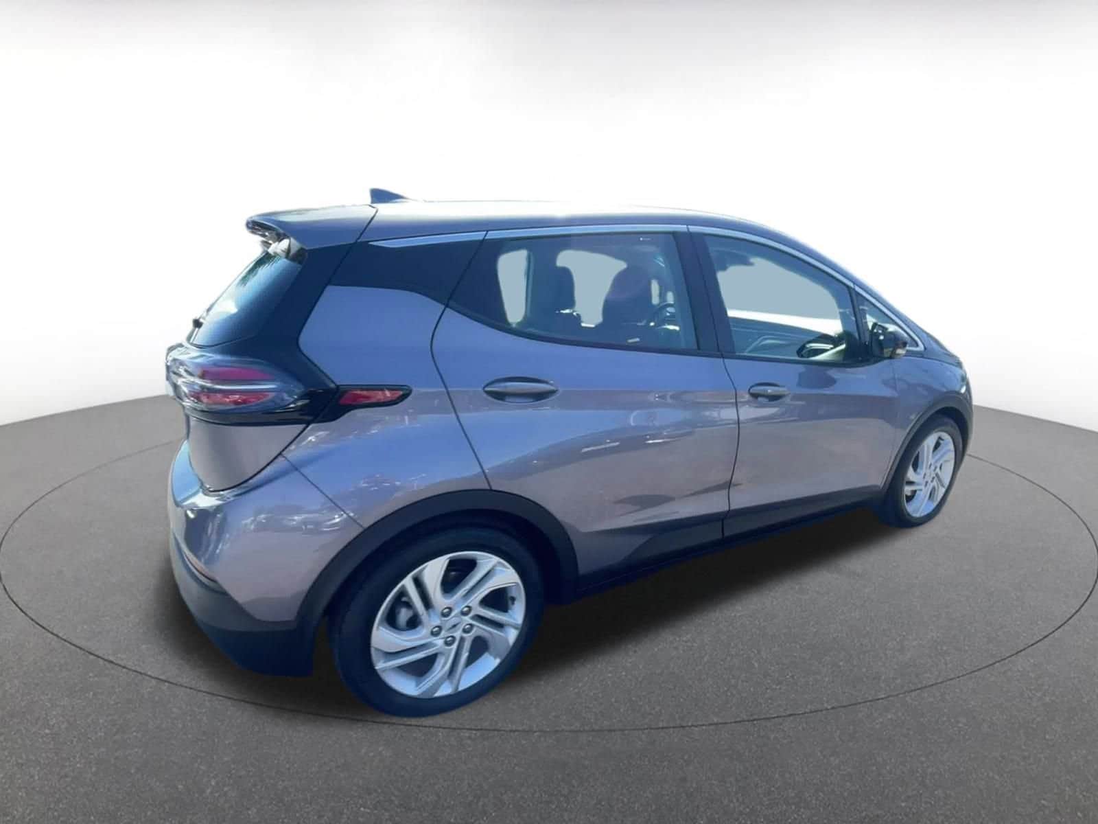 Thumbnail: 2023 Chevrolet Bolt EV - 15