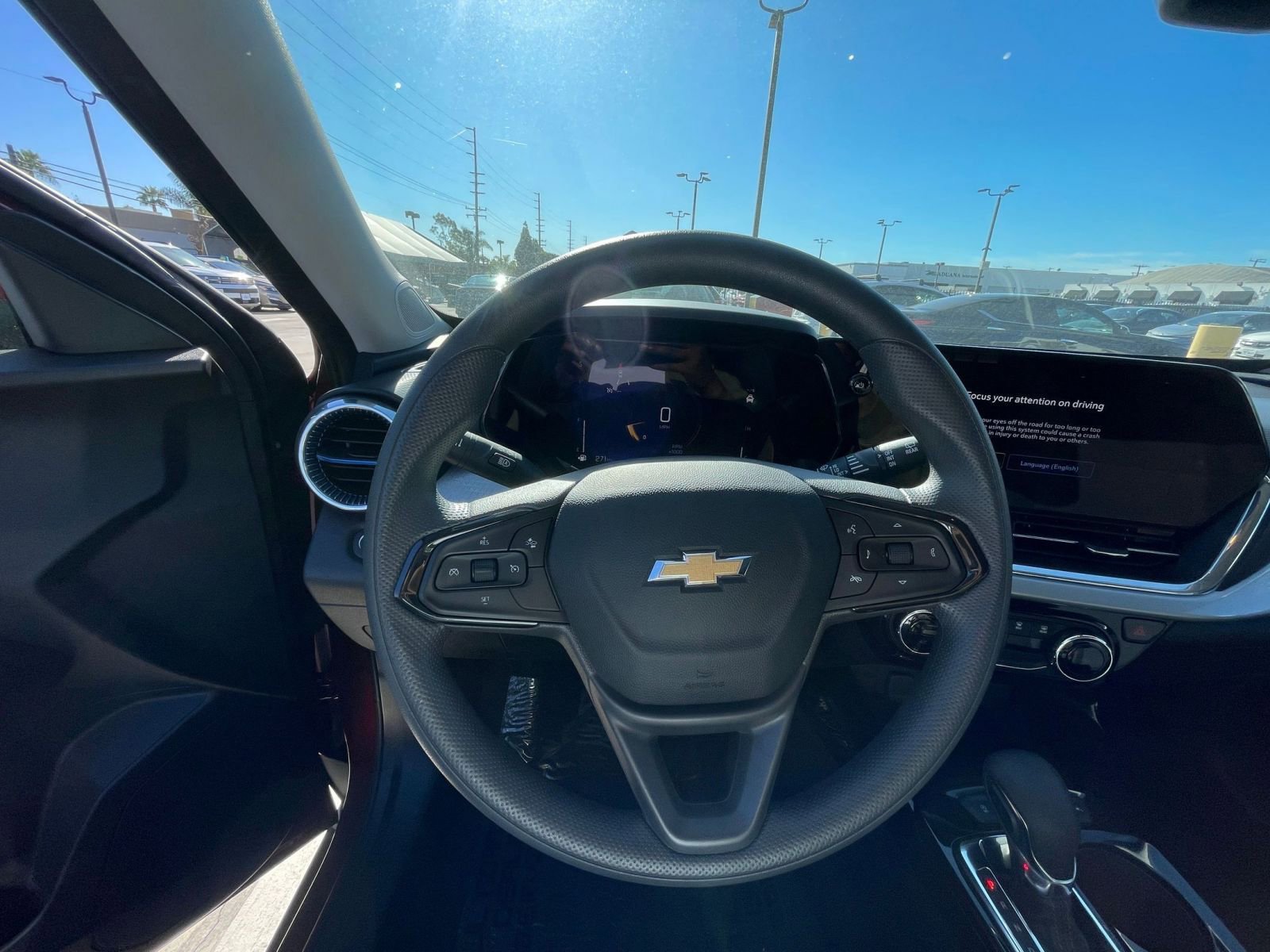 Thumbnail: 2025 Chevrolet Trax - 28