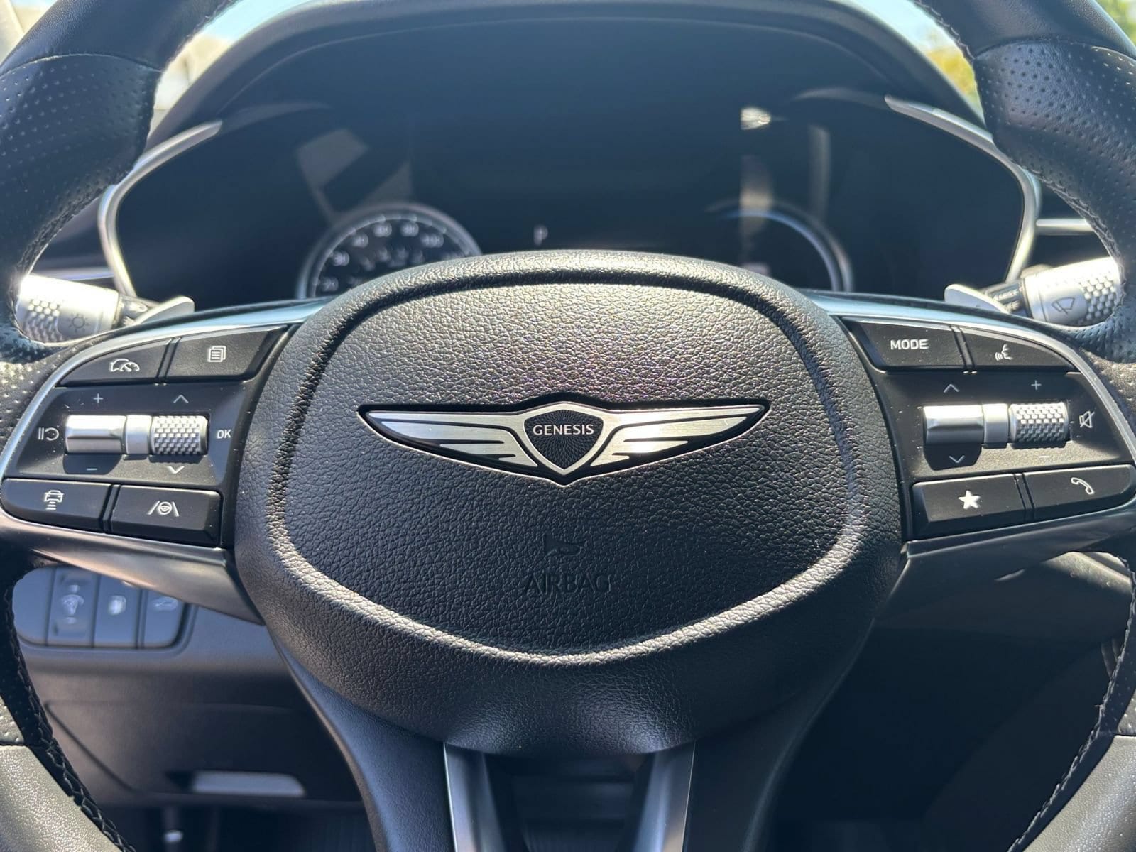 Thumbnail: 2025 Genesis G70 - 29