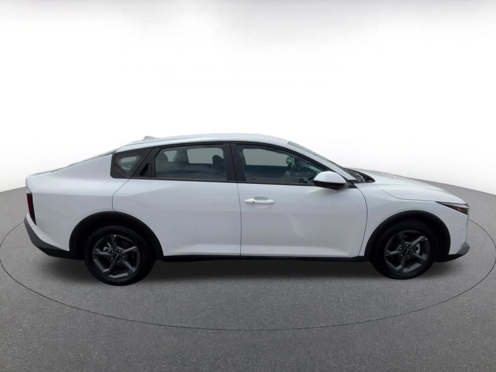 Thumbnail: 2025 Kia K4 - 16