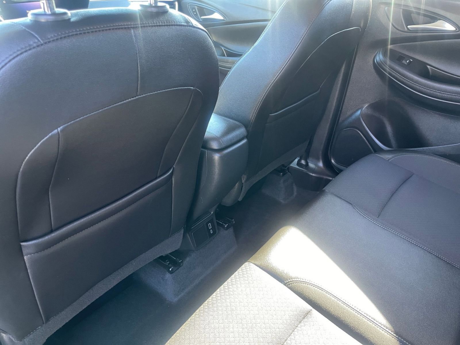 Thumbnail: 2025 Buick Encore GX - 24