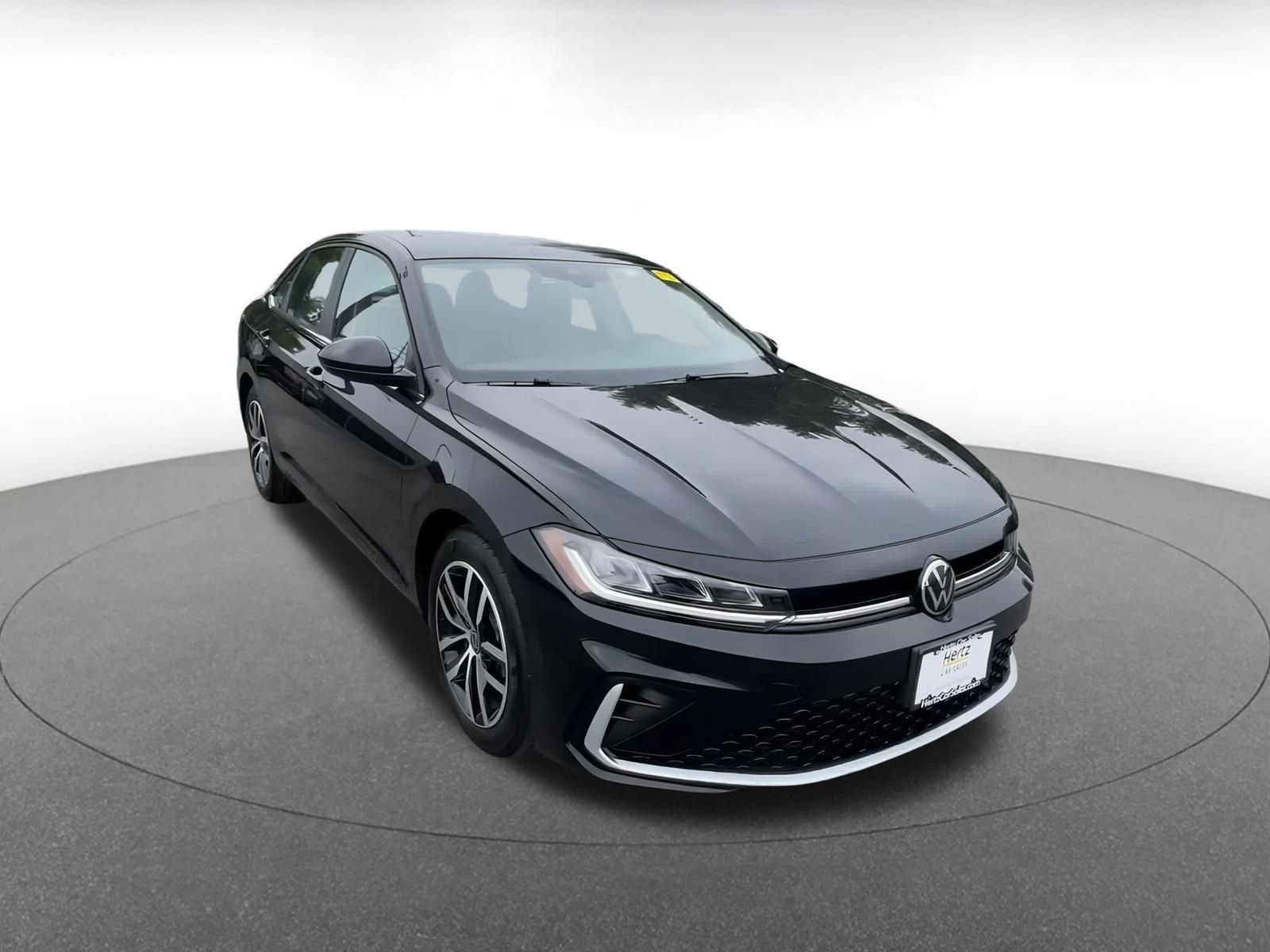 Thumbnail: 2025 Volkswagen Jetta - 3