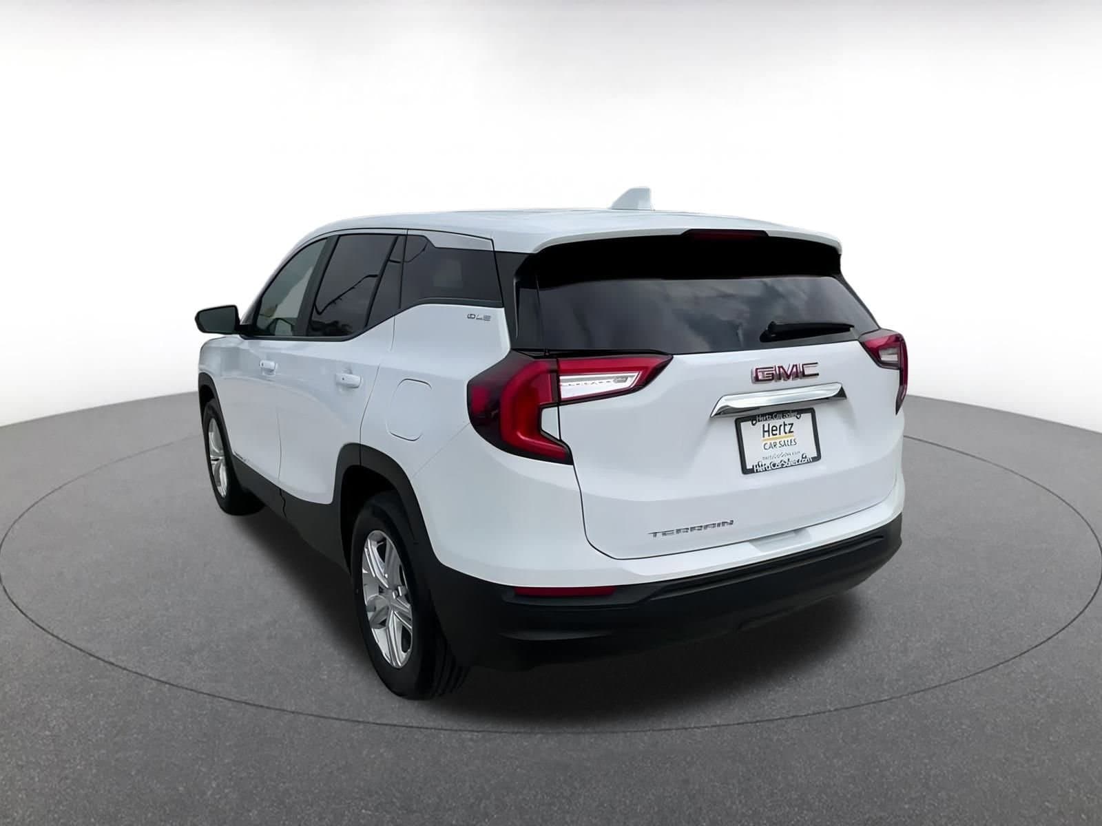 Thumbnail: 2024 GMC Terrain - 11