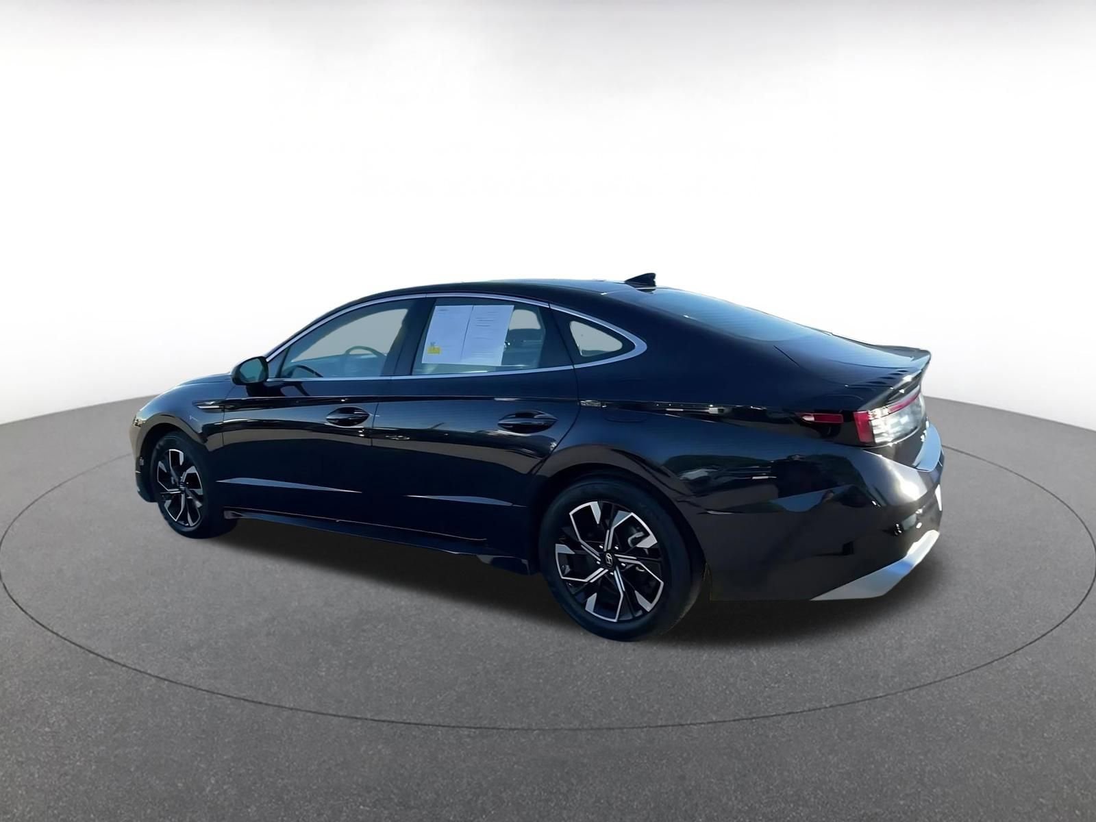 Thumbnail: 2025 Hyundai Sonata - 10