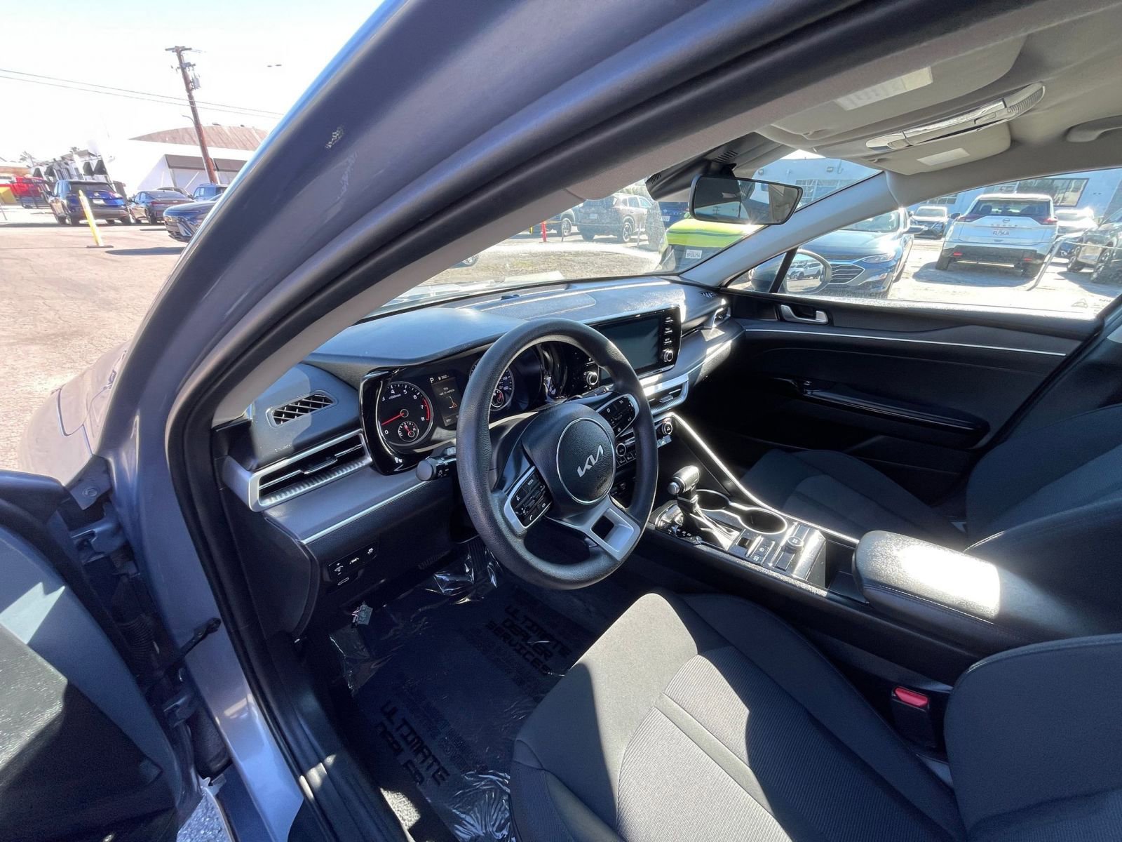 Thumbnail: 2023 Kia K5 - 34