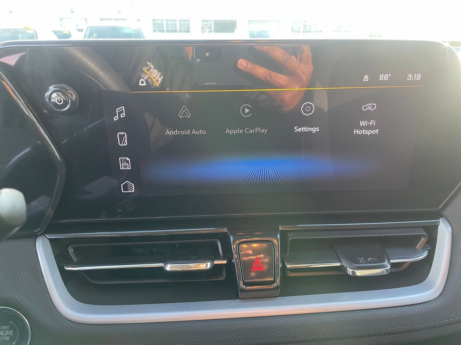 Thumbnail: 2025 Chevrolet TrailBlazer - 21