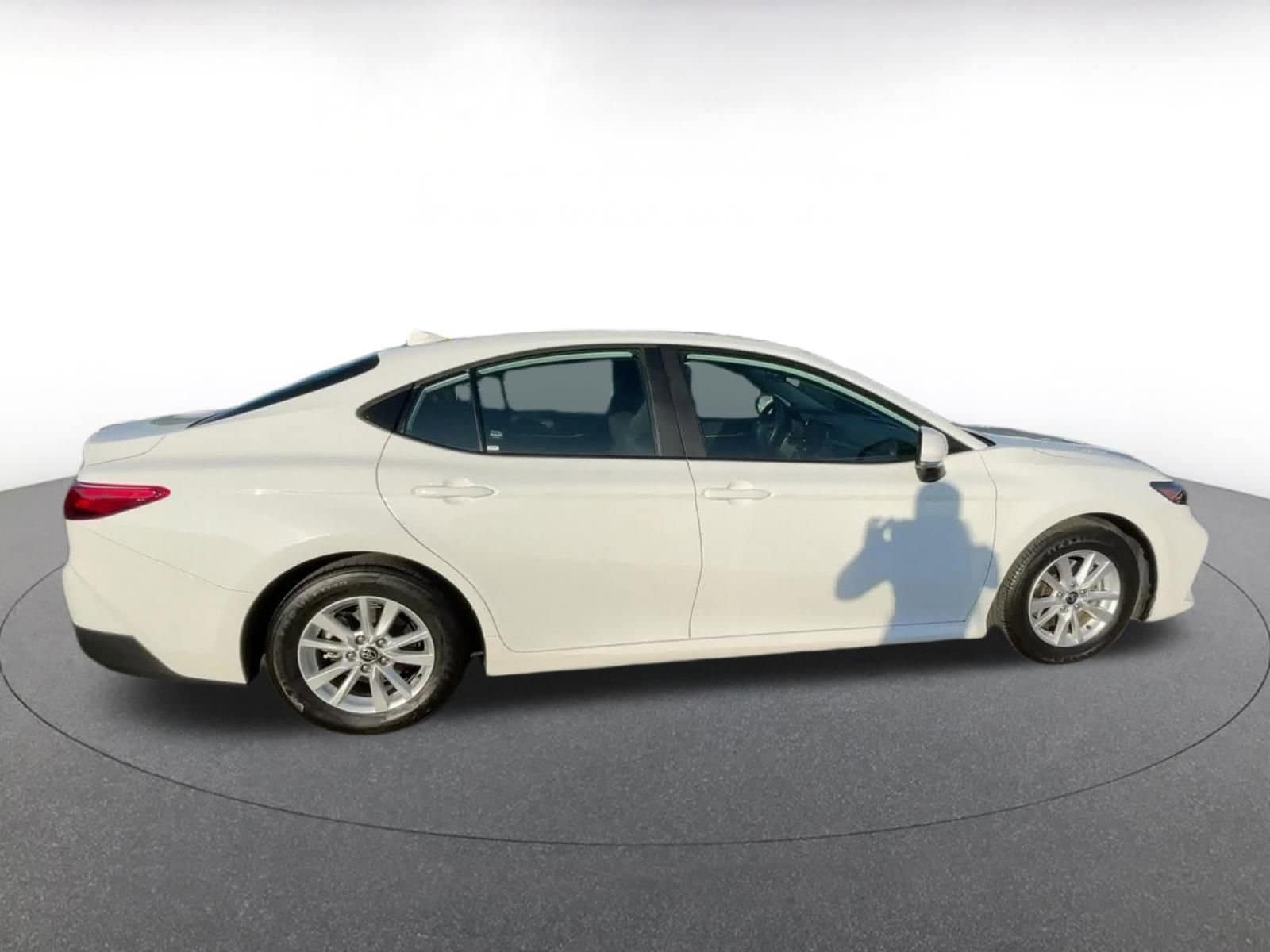 Thumbnail: 2025 Toyota Camry - 16