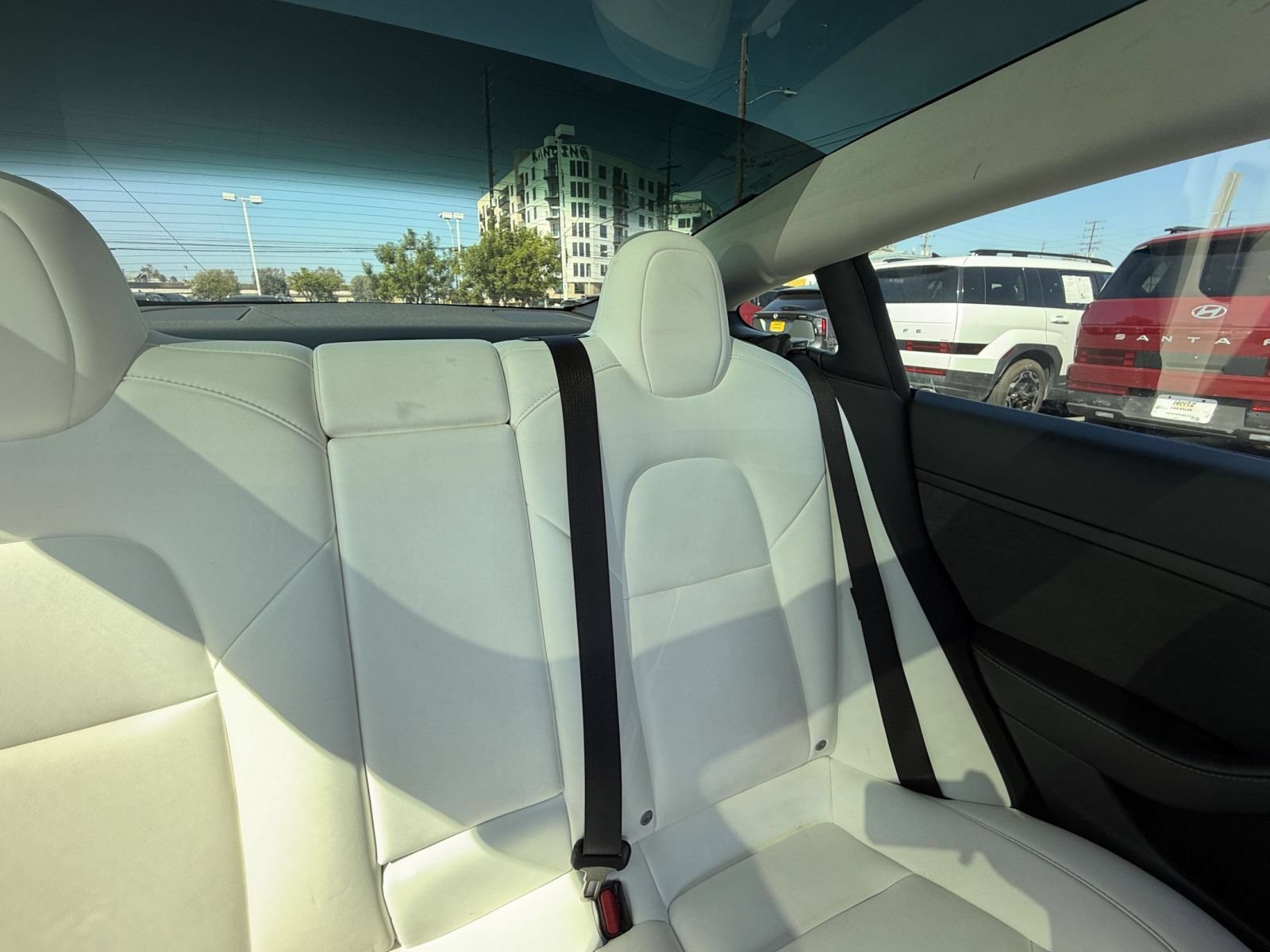 Thumbnail: 2022 Tesla Model 3 - 20