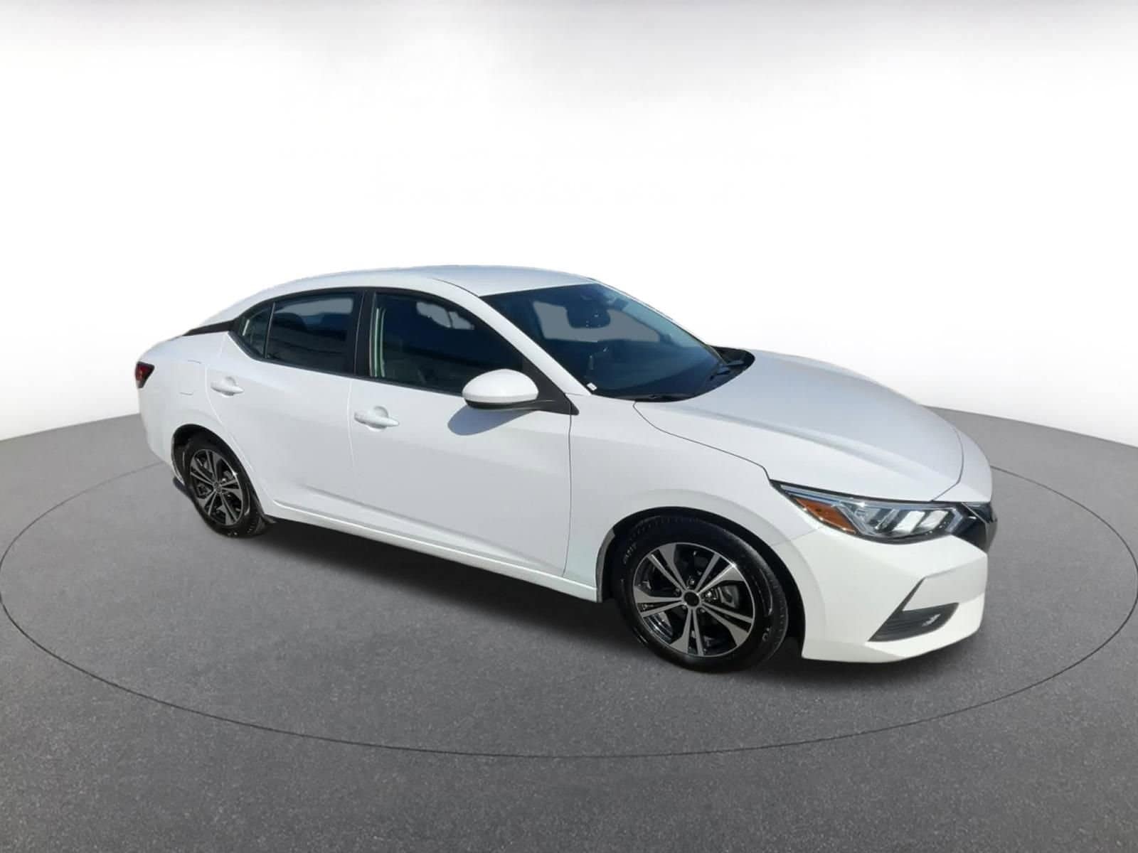 Thumbnail: 2022 Nissan Sentra - 2
