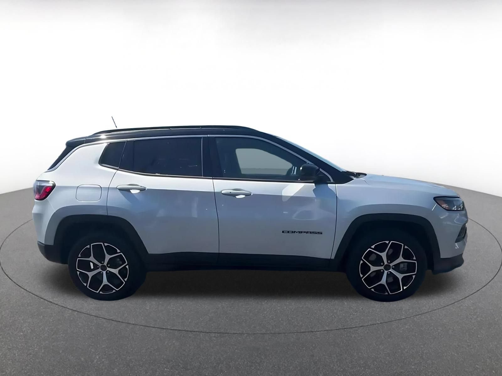 Thumbnail: 2025 Jeep Compass - 16