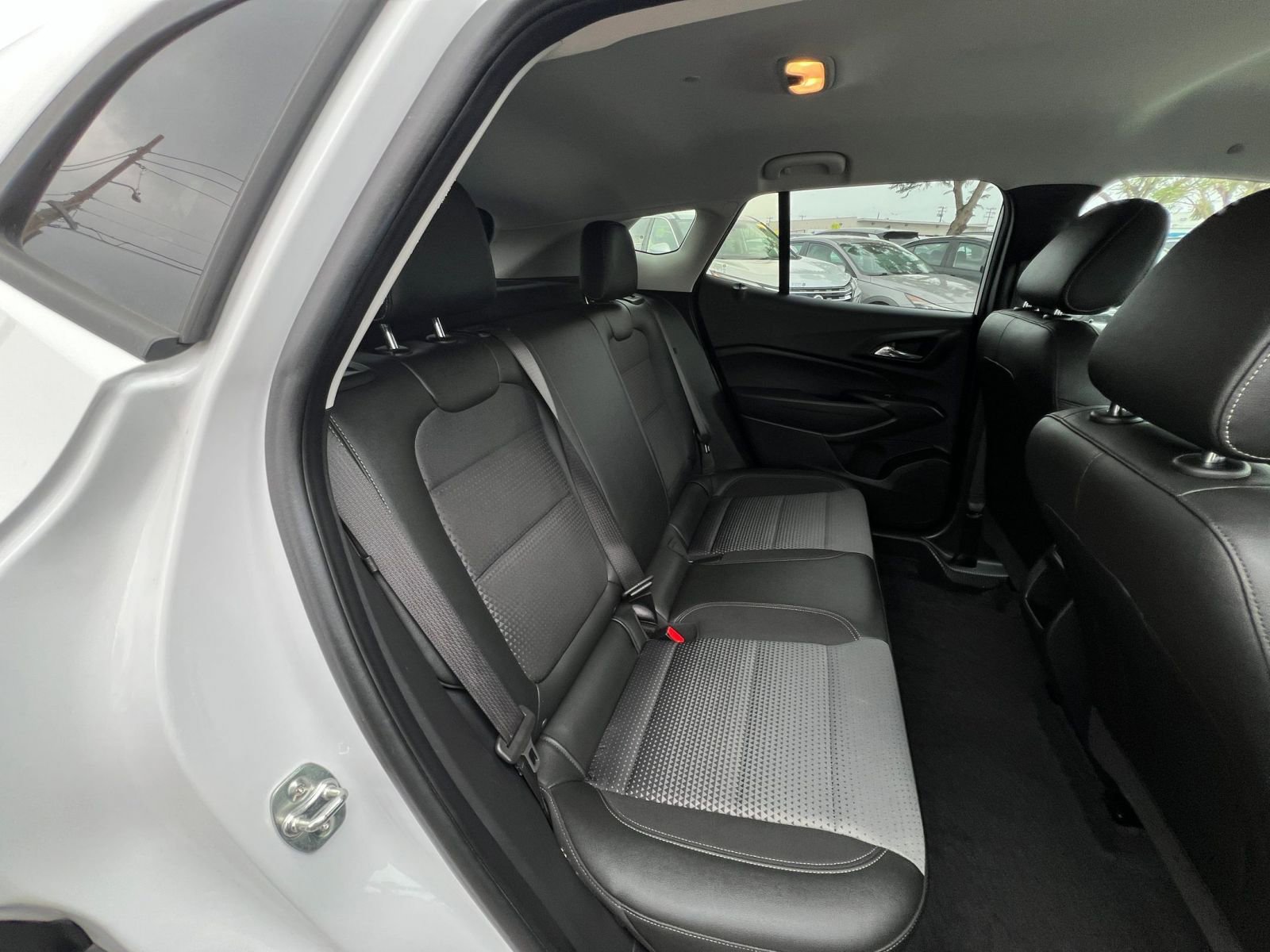 Thumbnail: 2025 Chevrolet Trax - 33