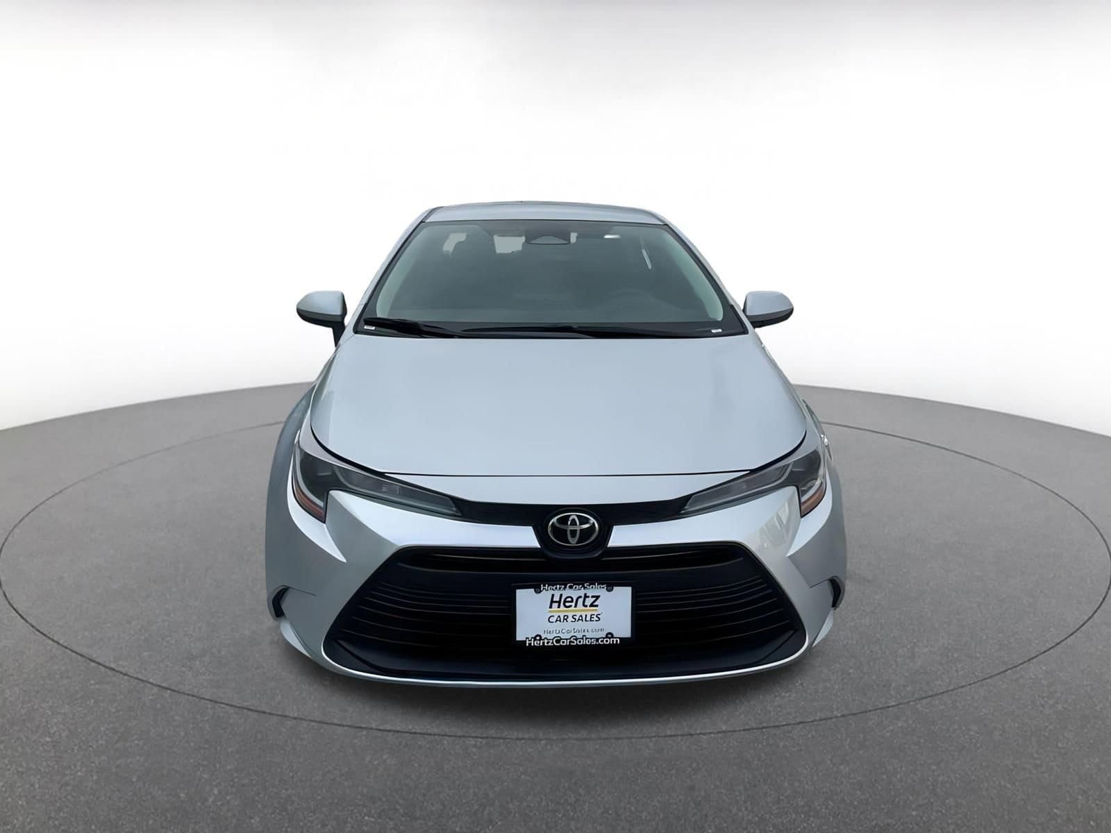2023 Toyota Corolla LE 5