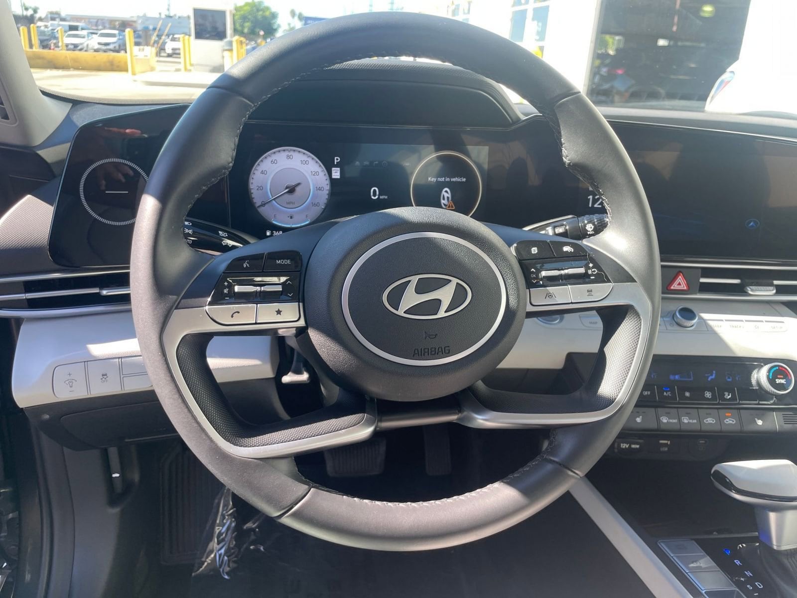 Thumbnail: 2025 Hyundai Elantra - 28