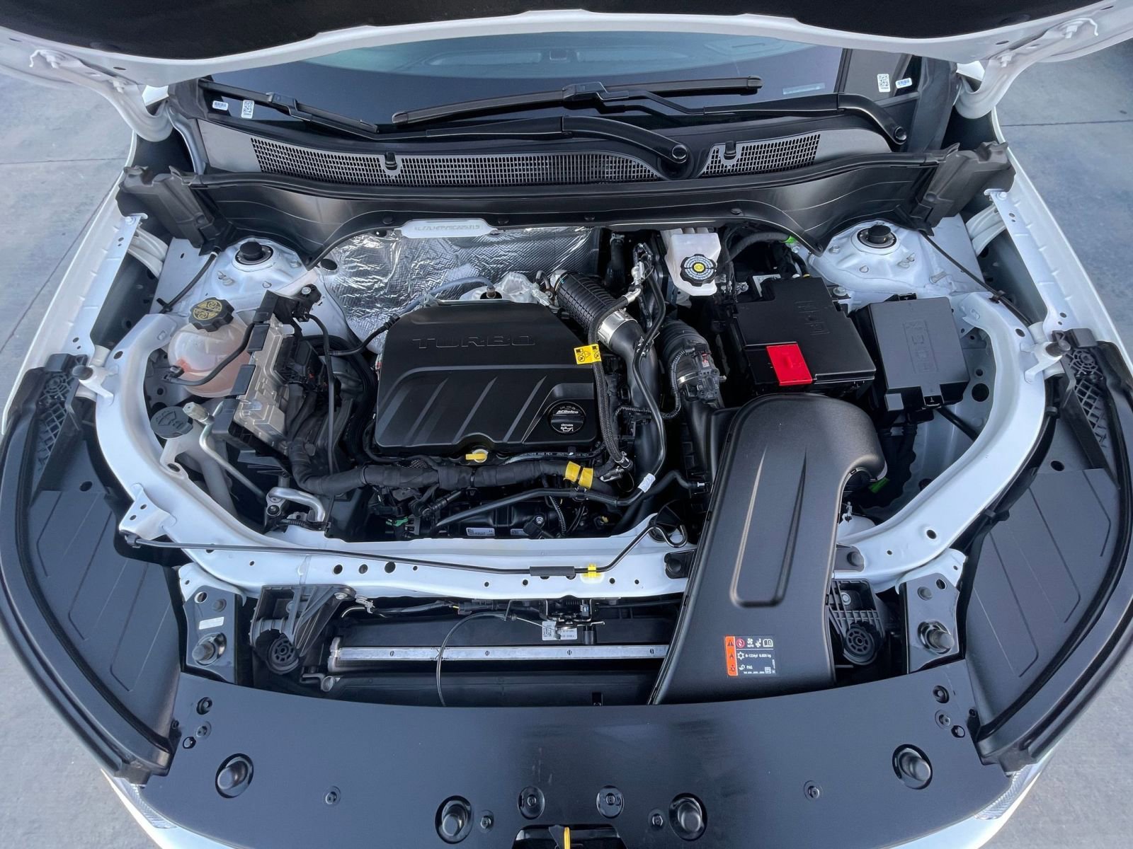 Thumbnail: 2025 Chevrolet Trax - 32