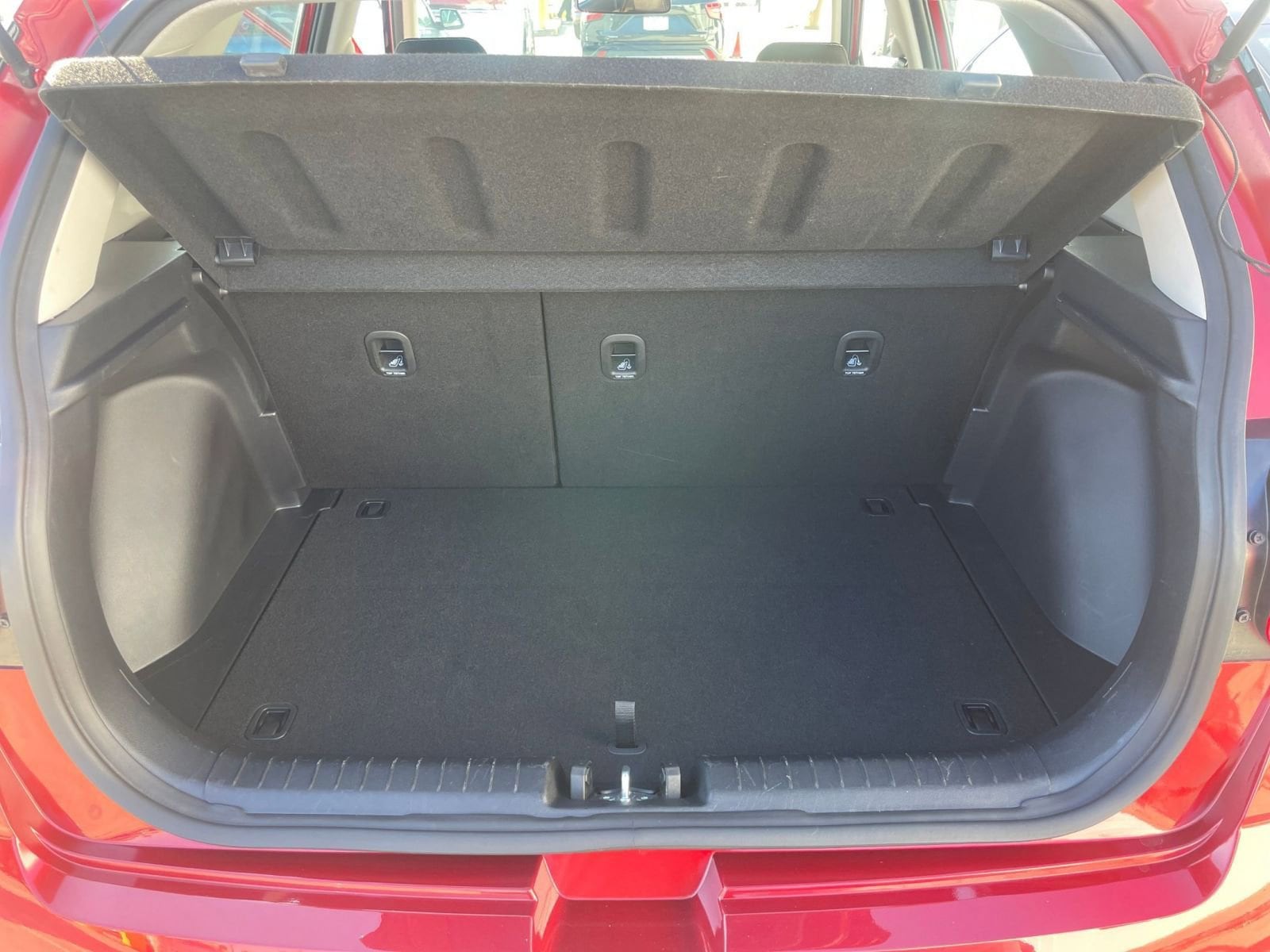 Thumbnail: 2025 Hyundai Venue - 31