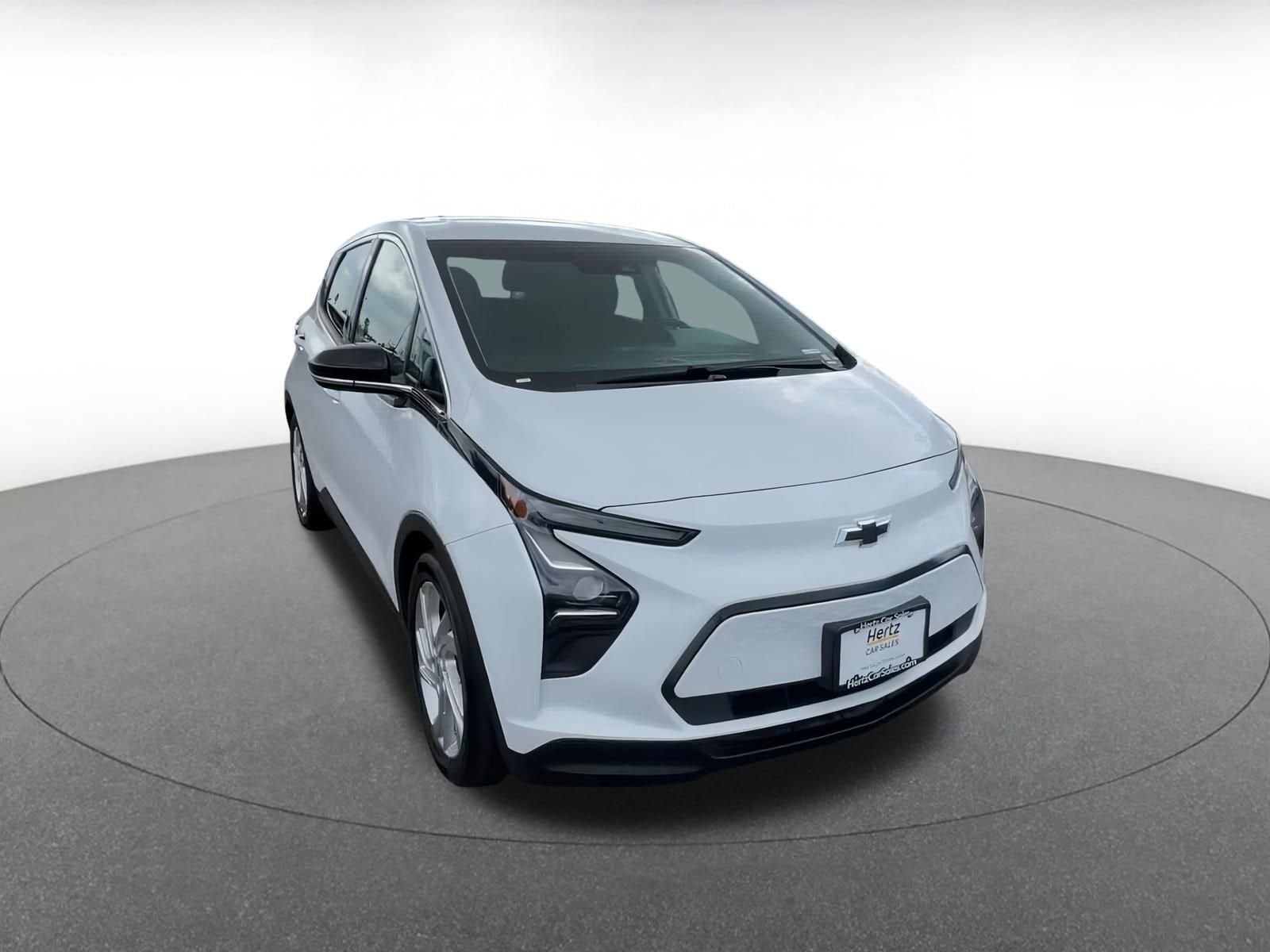 Thumbnail: 2023 Chevrolet Bolt EV - 3
