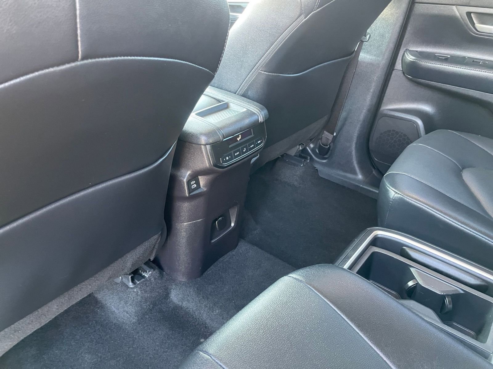 Thumbnail: 2025 Toyota Grand Highlander - 24