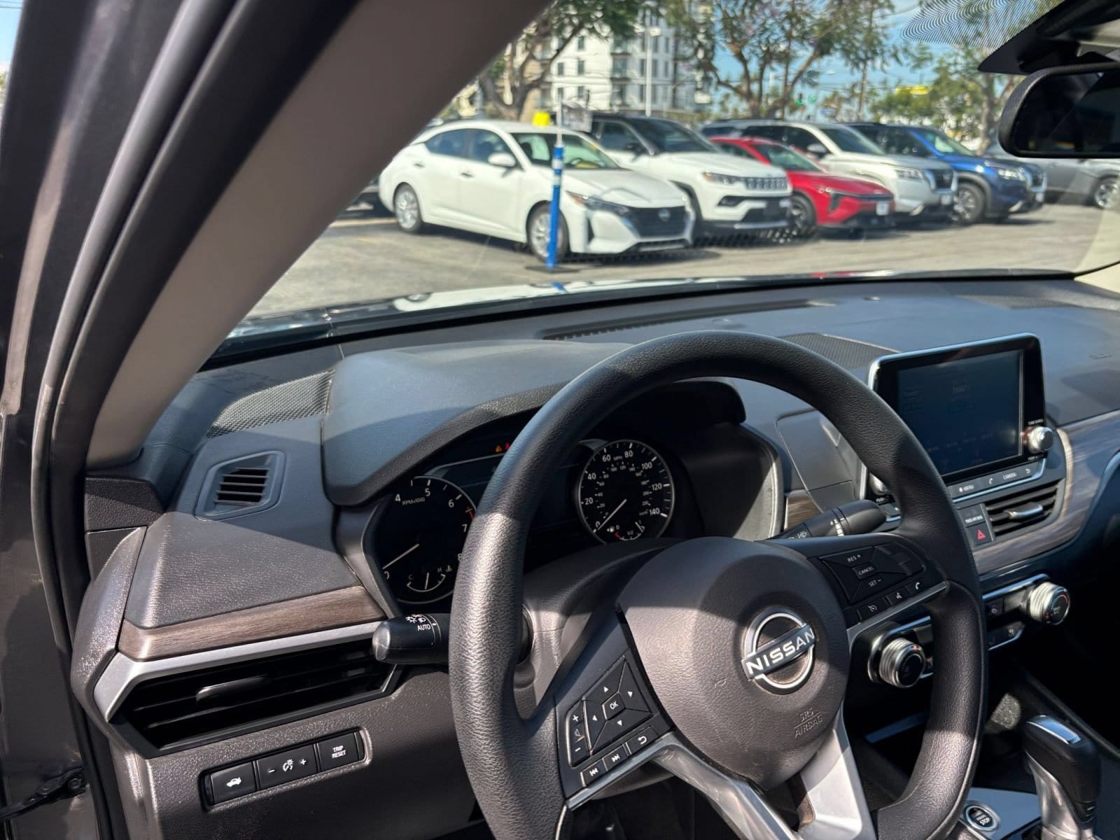 Thumbnail: 2025 Nissan Altima - 35