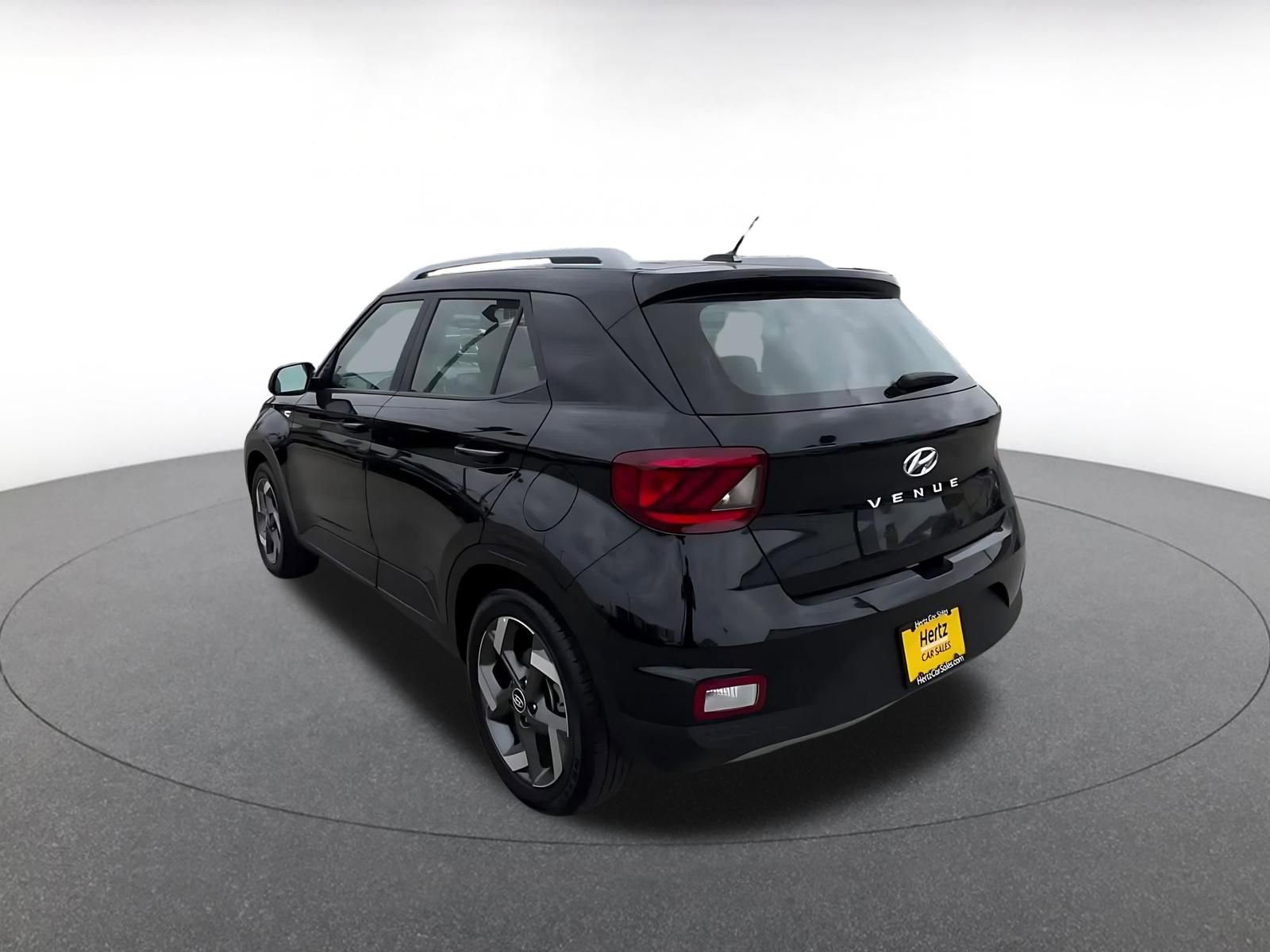 Thumbnail: 2025 Hyundai Venue - 10
