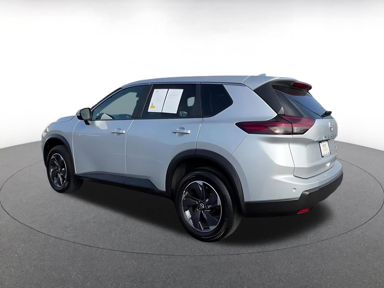 Thumbnail: 2025 Nissan Rogue - 10