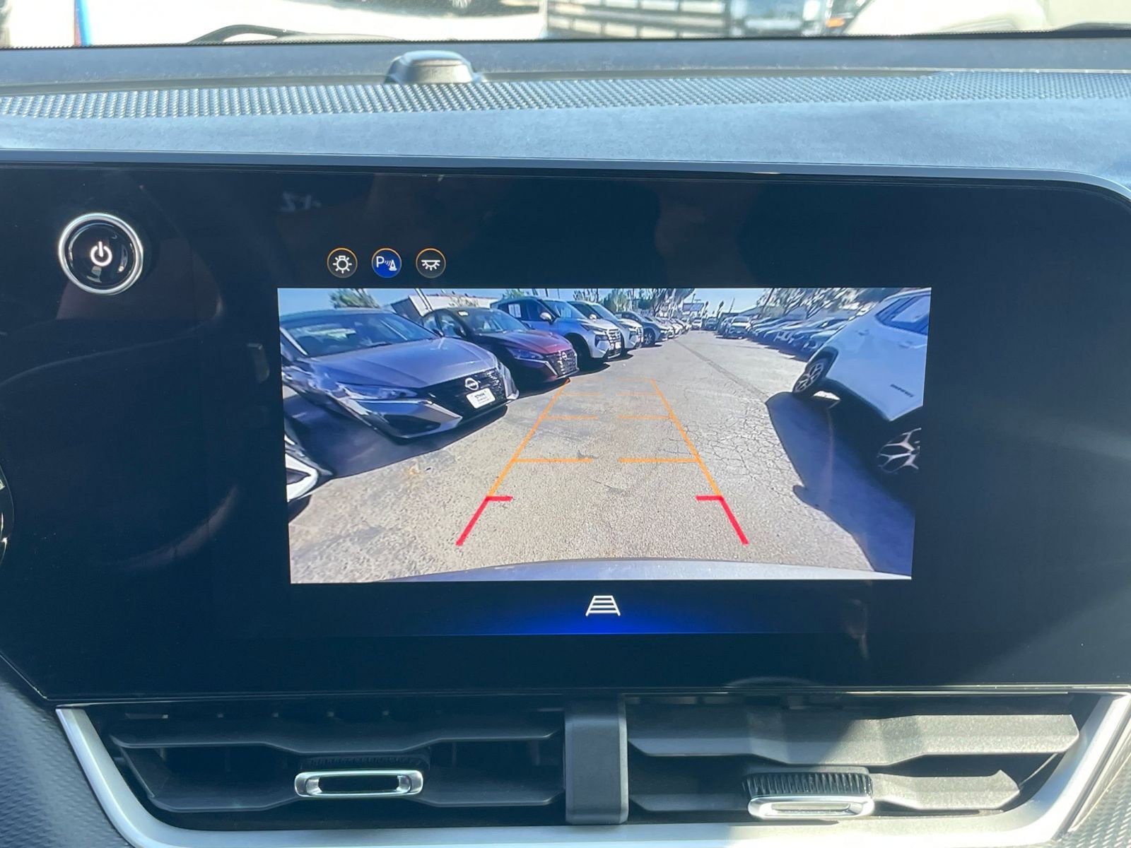 Thumbnail: 2025 Chevrolet Equinox - 25