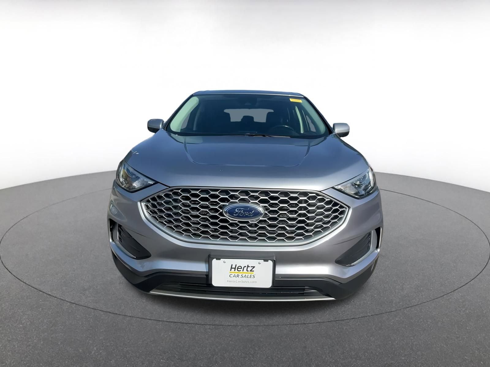 Thumbnail: 2023 Ford Edge - 4