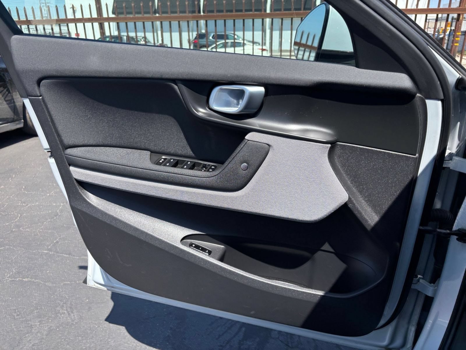 Thumbnail: 2023 Polestar 2 - 23