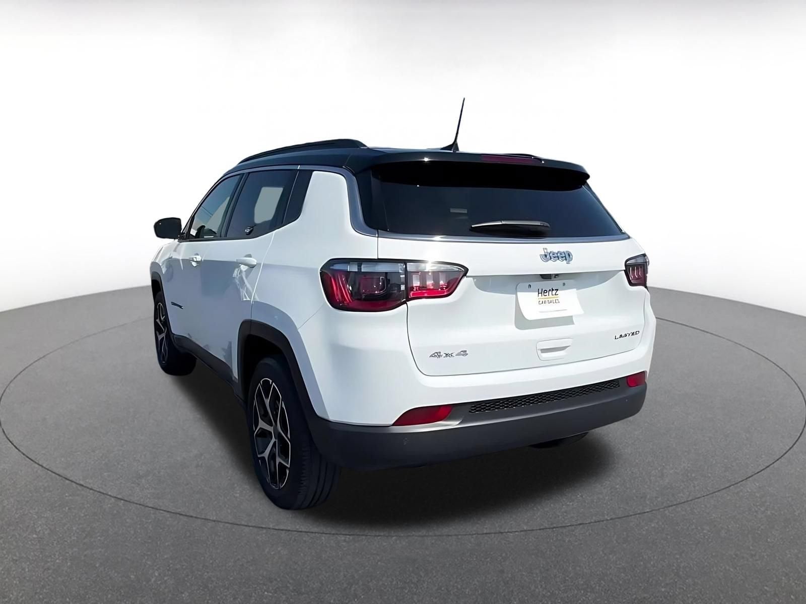 Thumbnail: 2025 Jeep Compass - 11