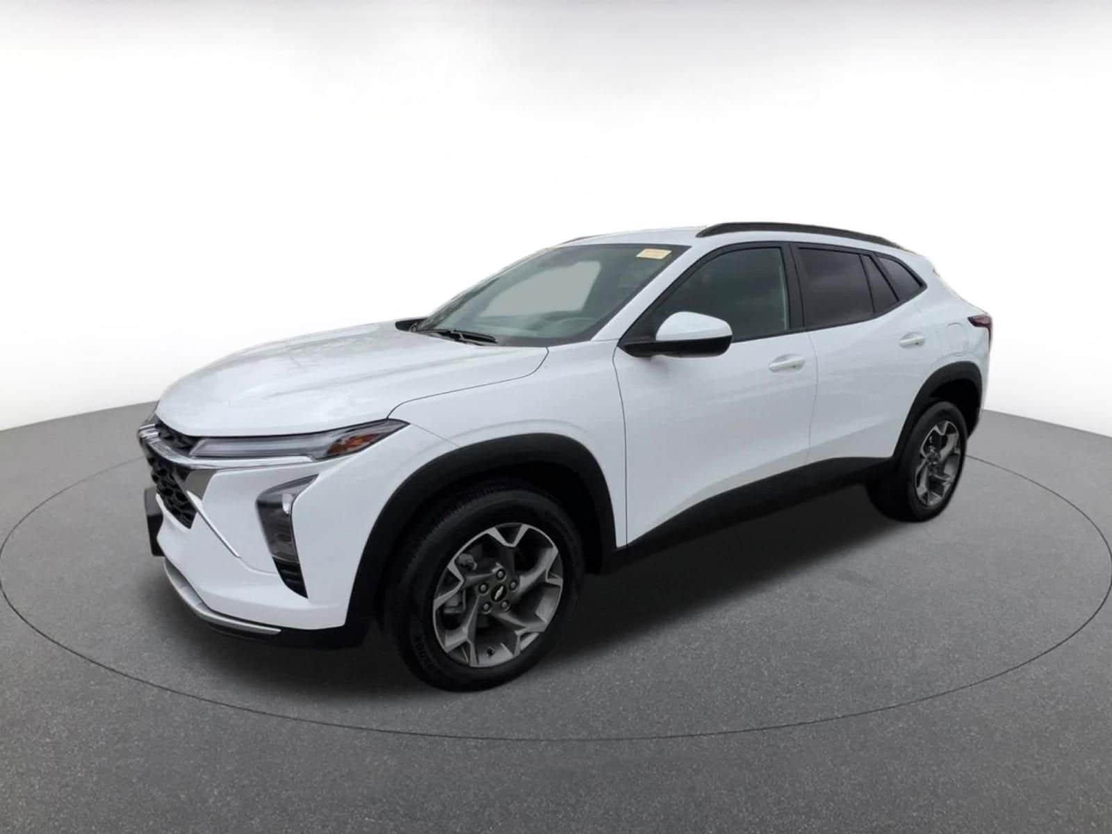 Thumbnail: 2025 Chevrolet Trax - 8