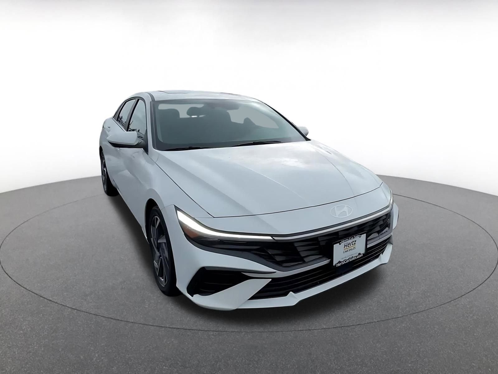 Thumbnail: 2025 Hyundai Elantra - 3