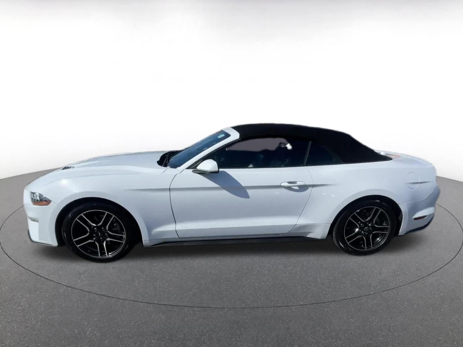 Thumbnail: 2023 Ford Mustang - 9
