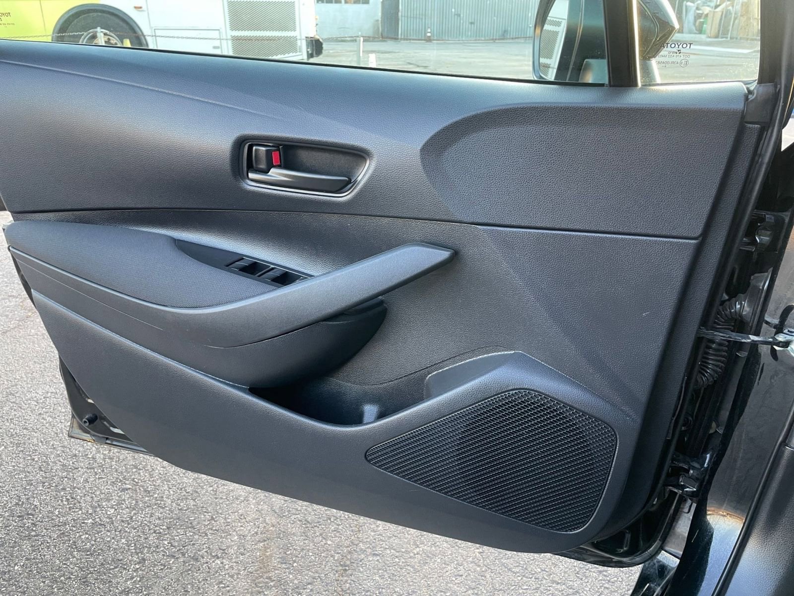 Thumbnail: 2025 Toyota Corolla - 20