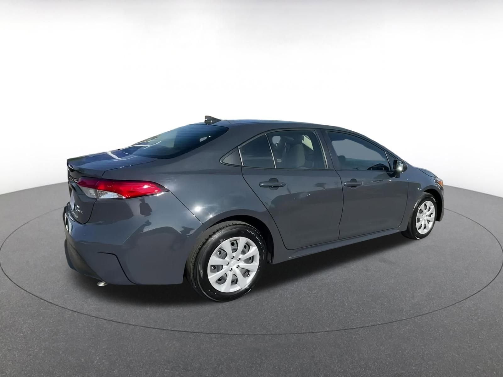 Thumbnail: 2025 Toyota Corolla - 15