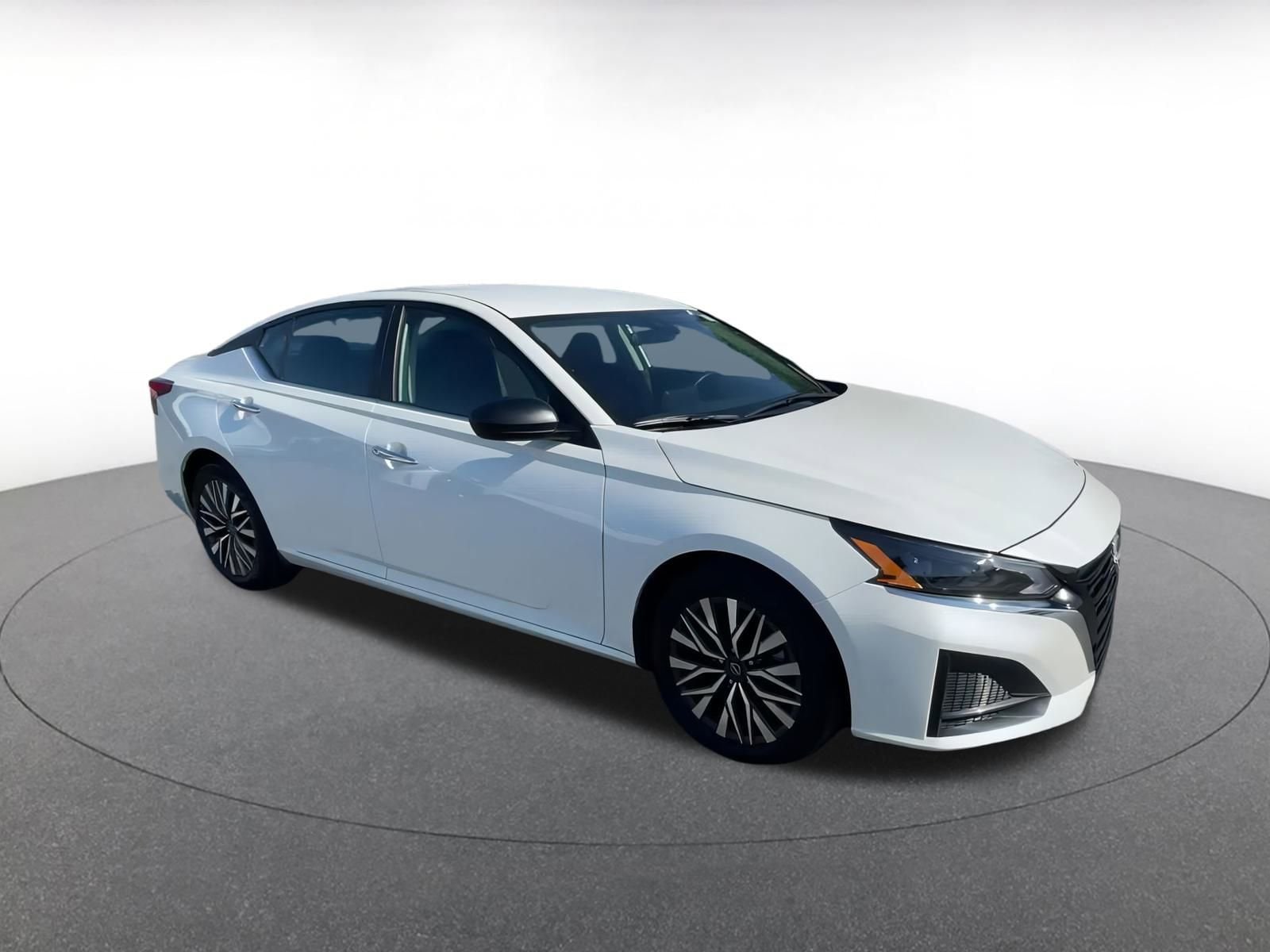Thumbnail: 2024 Nissan Altima - 2